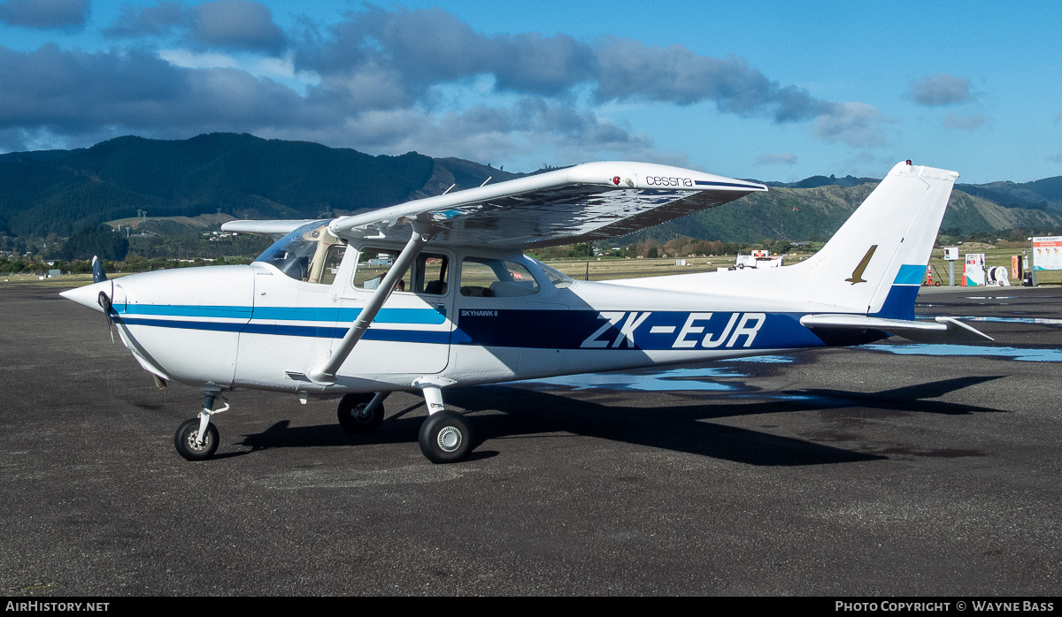 Aircraft Photo of ZK-EJR | Cessna 172N Skyhawk | AirHistory.net #842014