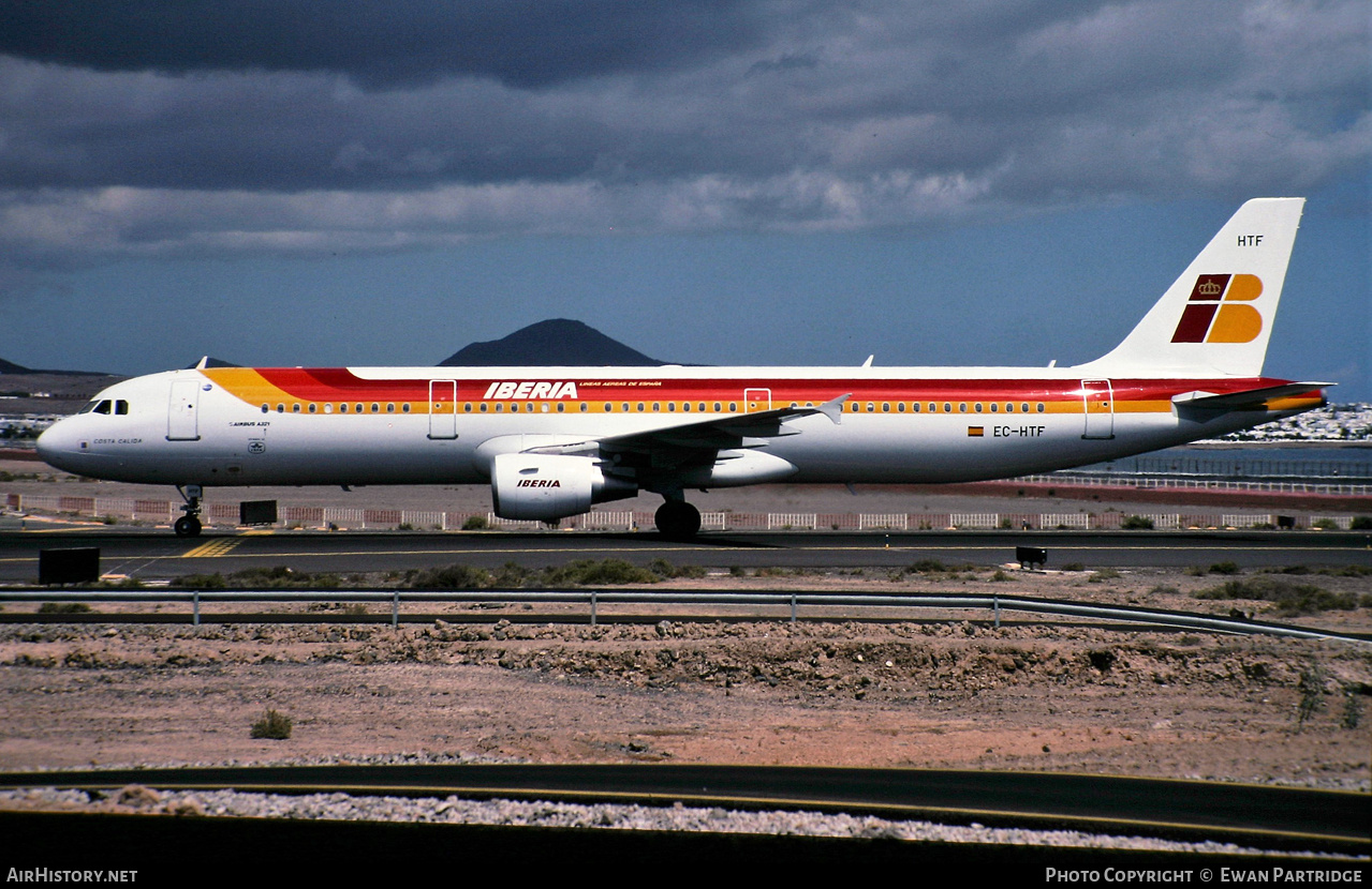 Aircraft Photo of EC-HTF | Airbus A321-211 | Iberia | AirHistory.net #842045