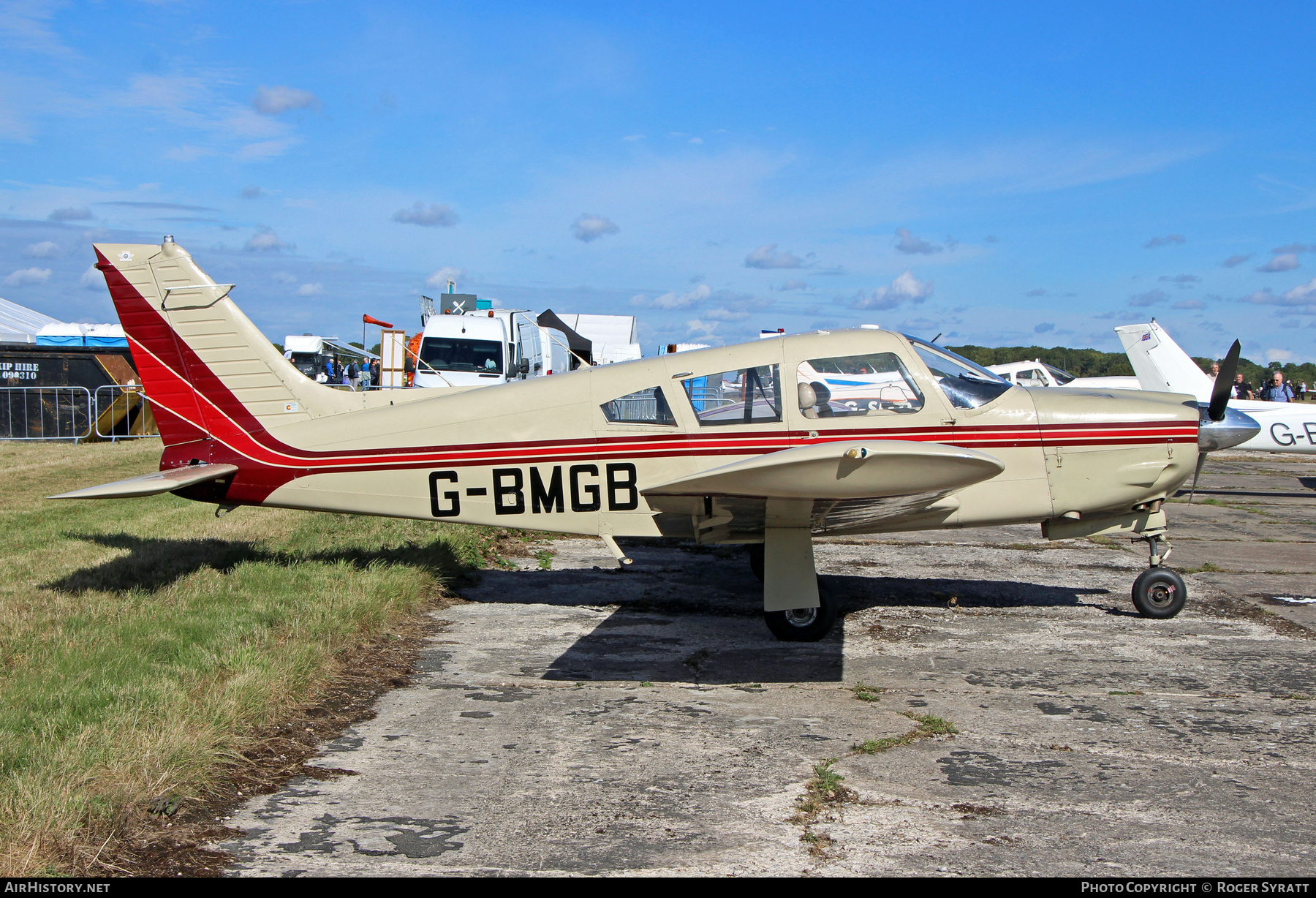 Aircraft Photo of G-BMGB | Piper PA-28R-200 Cherokee Arrow | AirHistory.net #842094