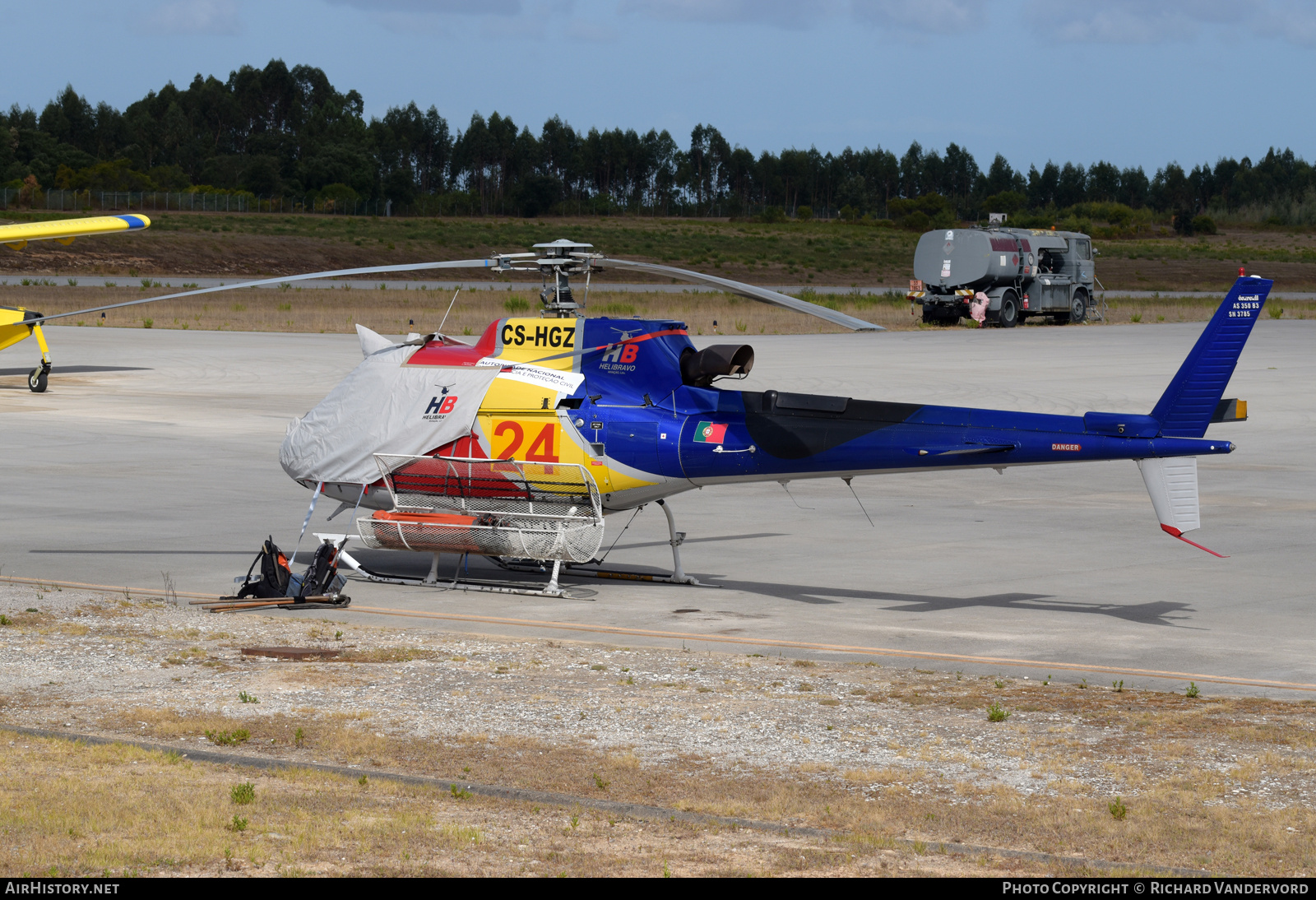 Aircraft Photo of CS-HGZ | Aerospatiale AS-350B-3 Ecureuil | HB Helibravo Aviação | AirHistory.net #842350