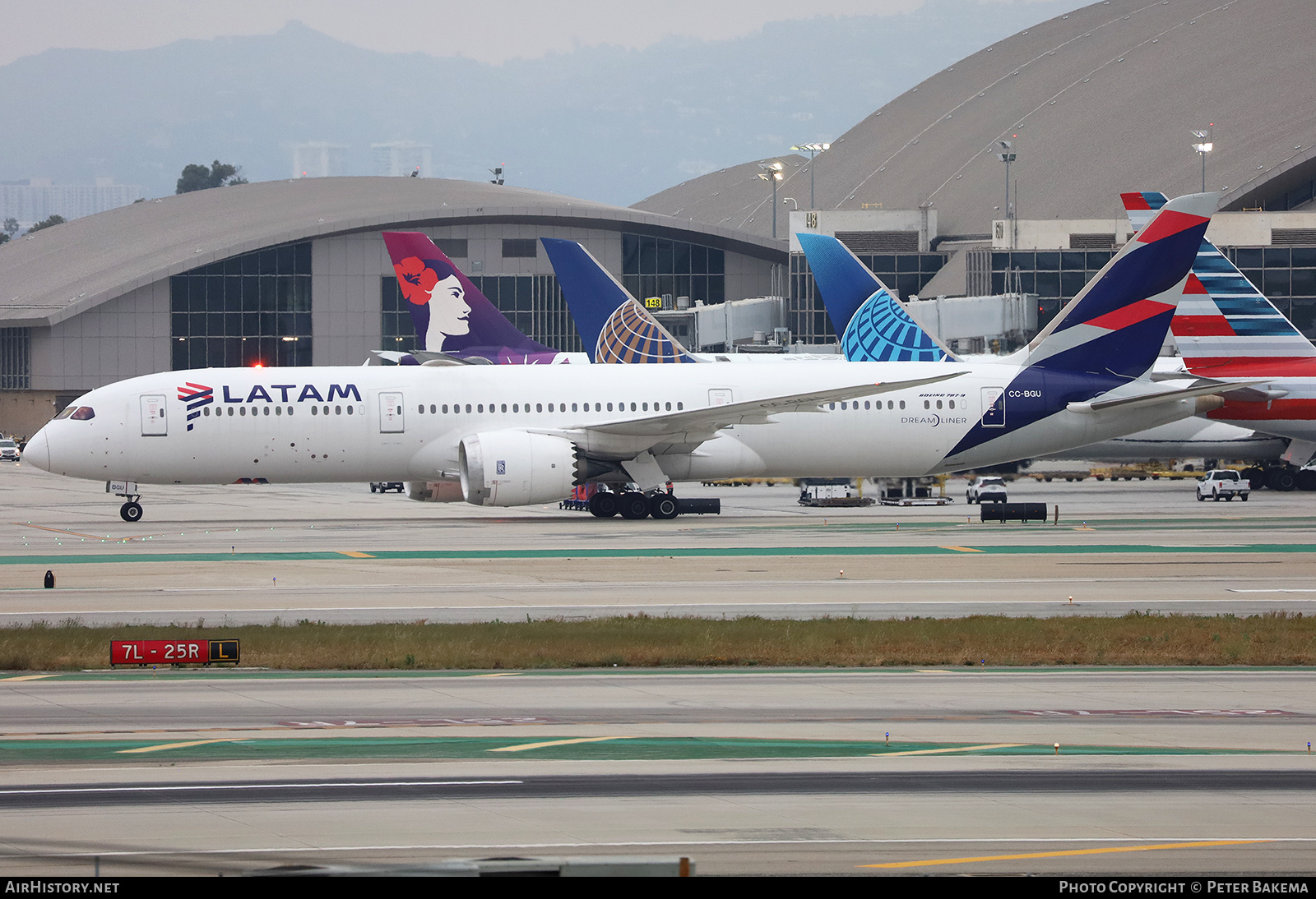 Aircraft Photo of CC-BGU | Boeing 787-9 Dreamliner | LATAM Airlines | AirHistory.net #842397