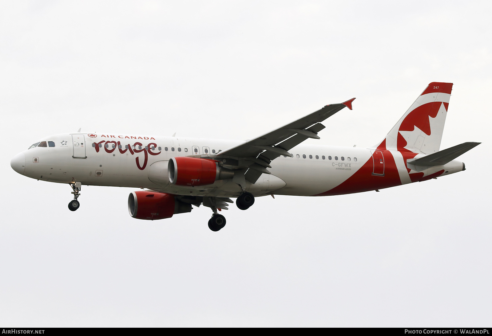 Aircraft Photo of C-GFWX | Airbus A320-214 | Air Canada Rouge | AirHistory.net #842411