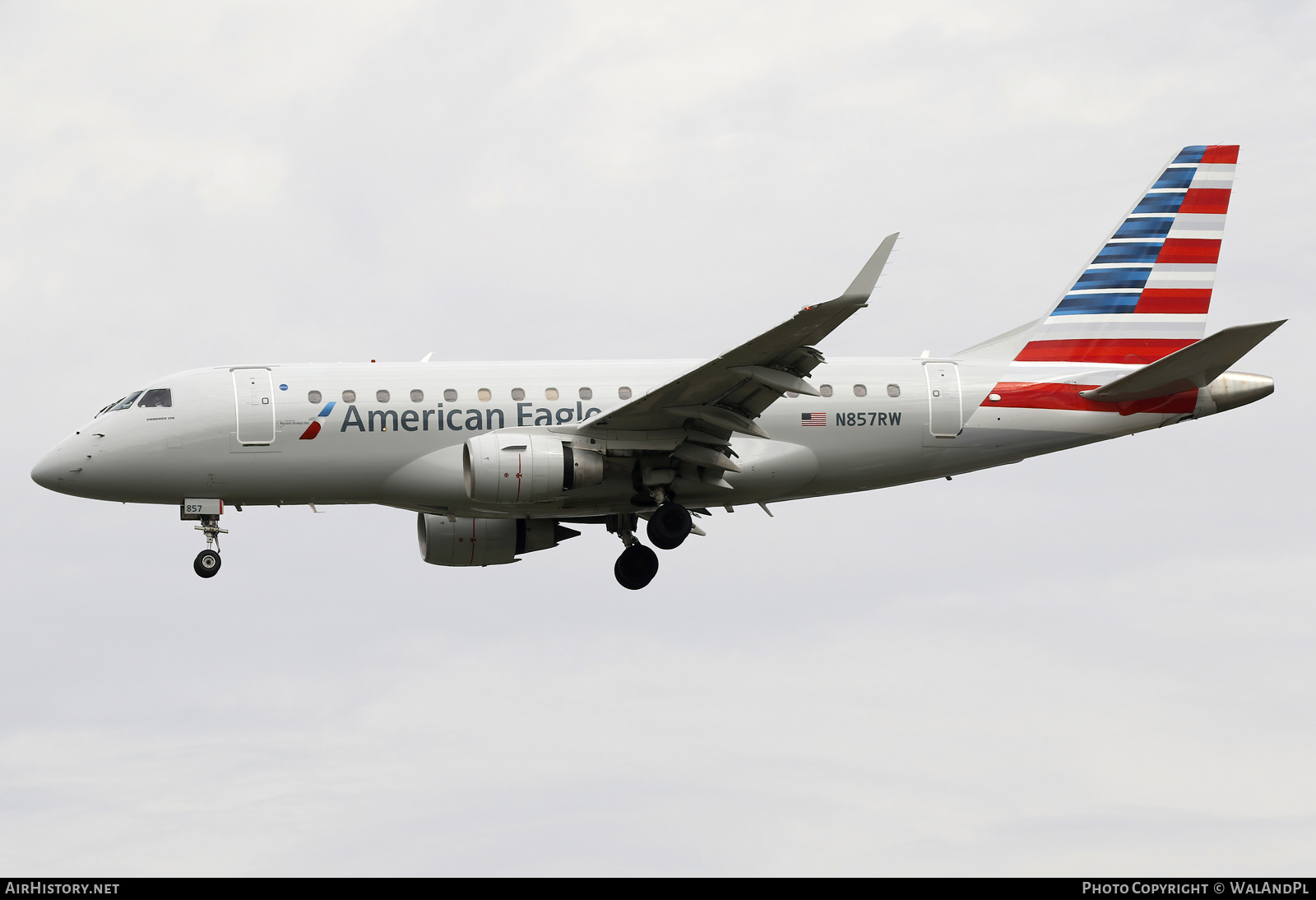 Aircraft Photo of N857RW | Embraer 170SE (ERJ-170-100SE) | American Eagle | AirHistory.net #842489