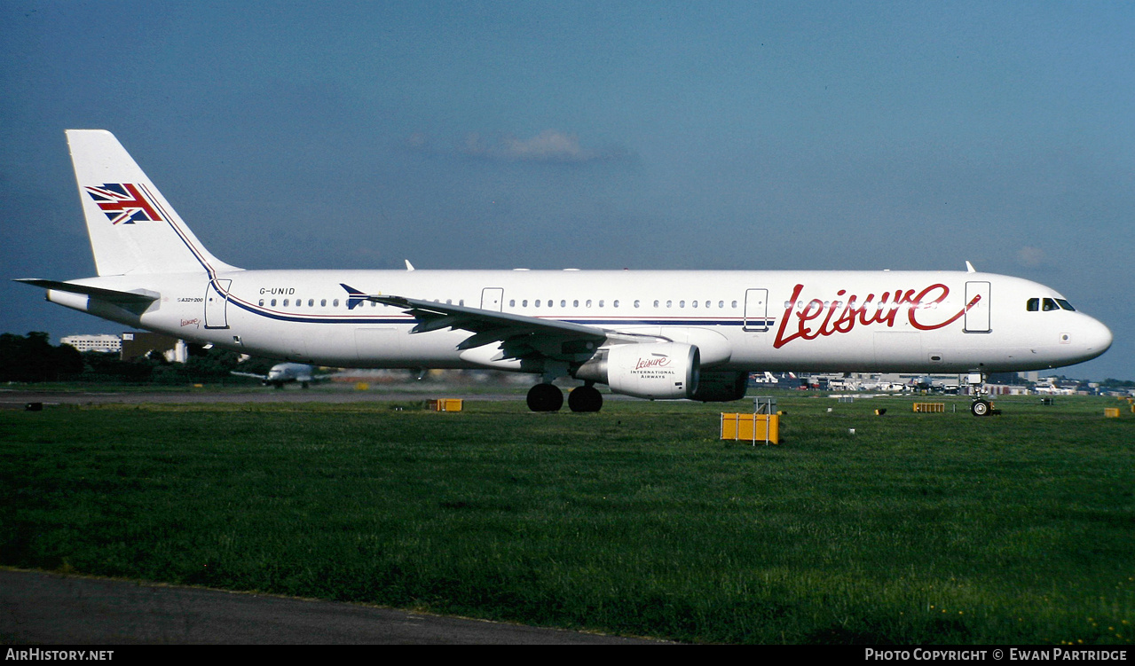 Aircraft Photo of G-UNID | Airbus A321-211 | Leisure International Airways | AirHistory.net #842541