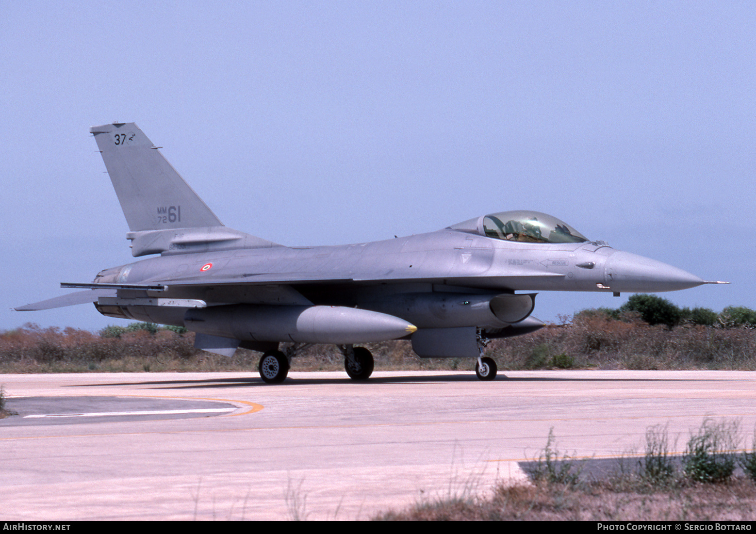 Aircraft Photo of MM7261 / 82-1001 | General Dynamics F-16A/ADF Fighting Falcon | Italy - Air Force | AirHistory.net #842663