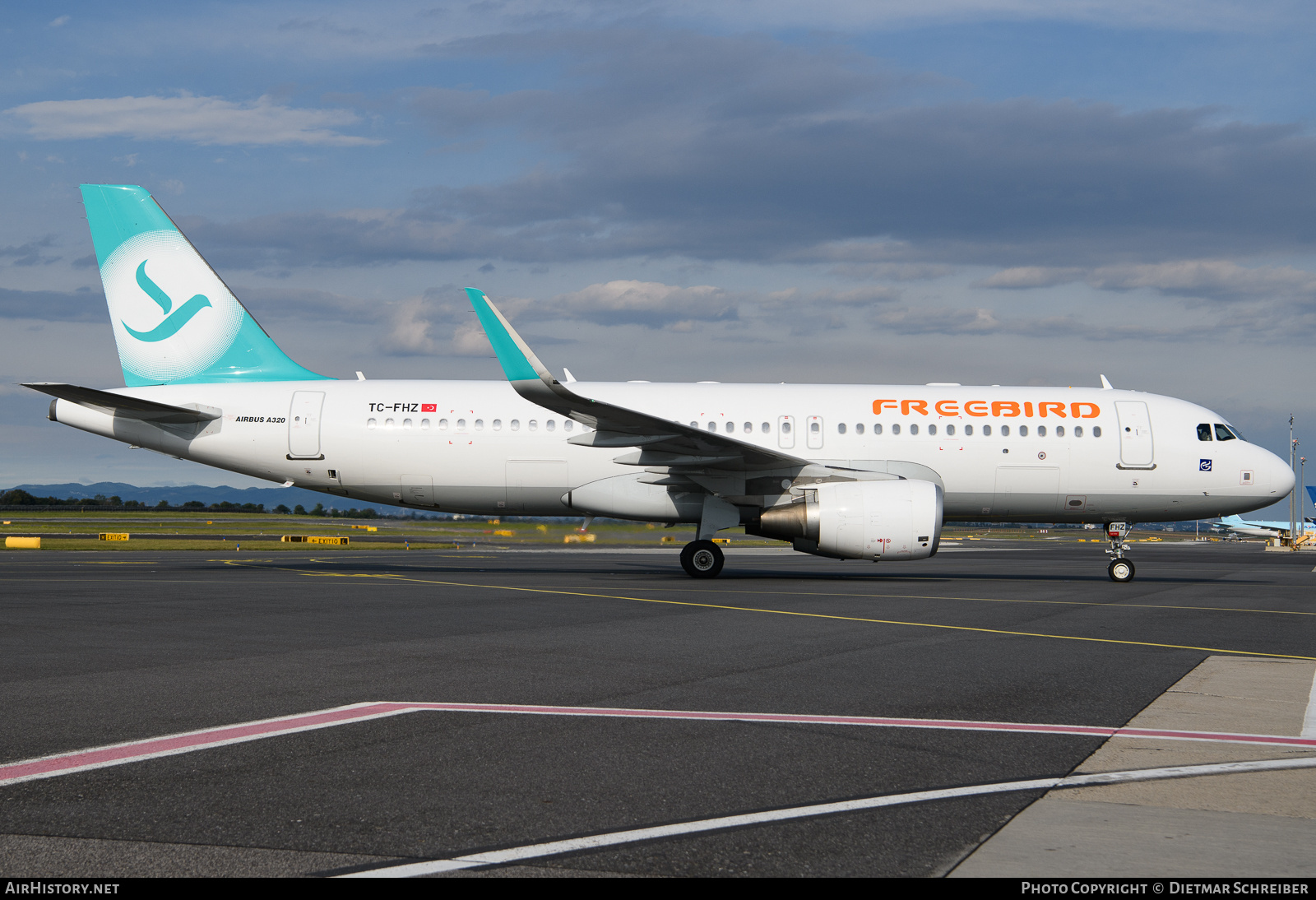 Aircraft Photo of TC-FHZ | Airbus A320-214 | Freebird Airlines | AirHistory.net #842691