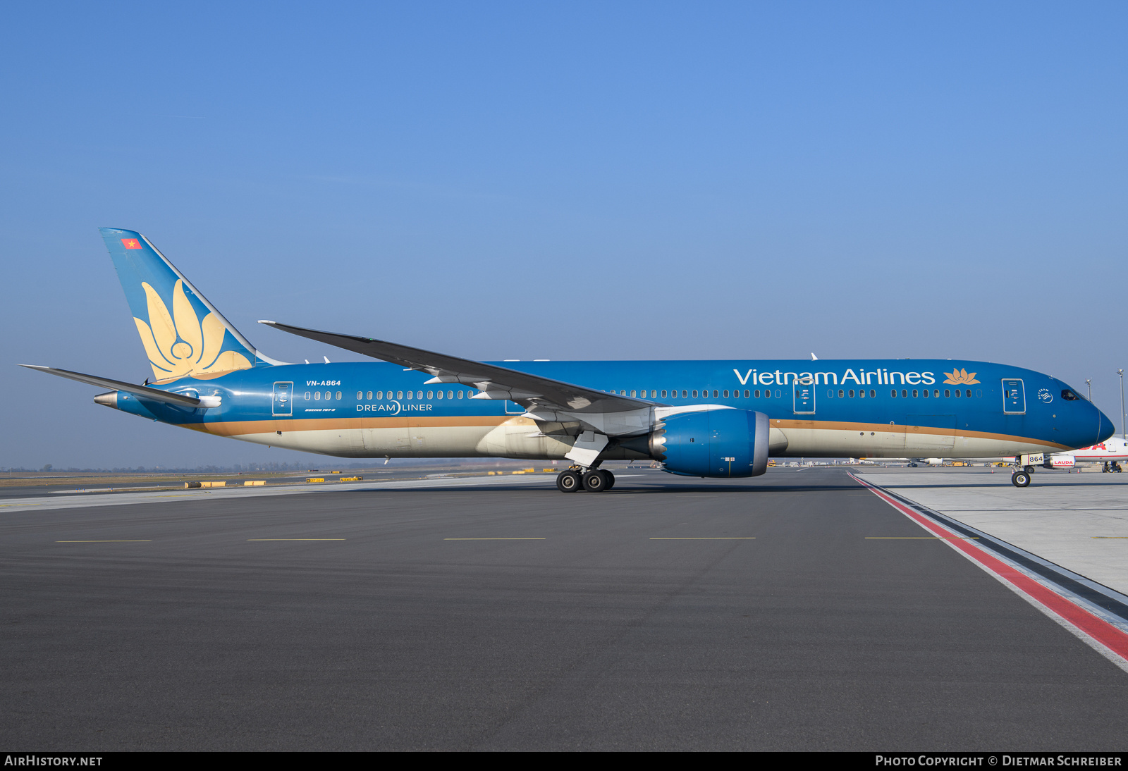 Aircraft Photo of VN-A864 | Boeing 787-9 Dreamliner | Vietnam Airlines | AirHistory.net #842706