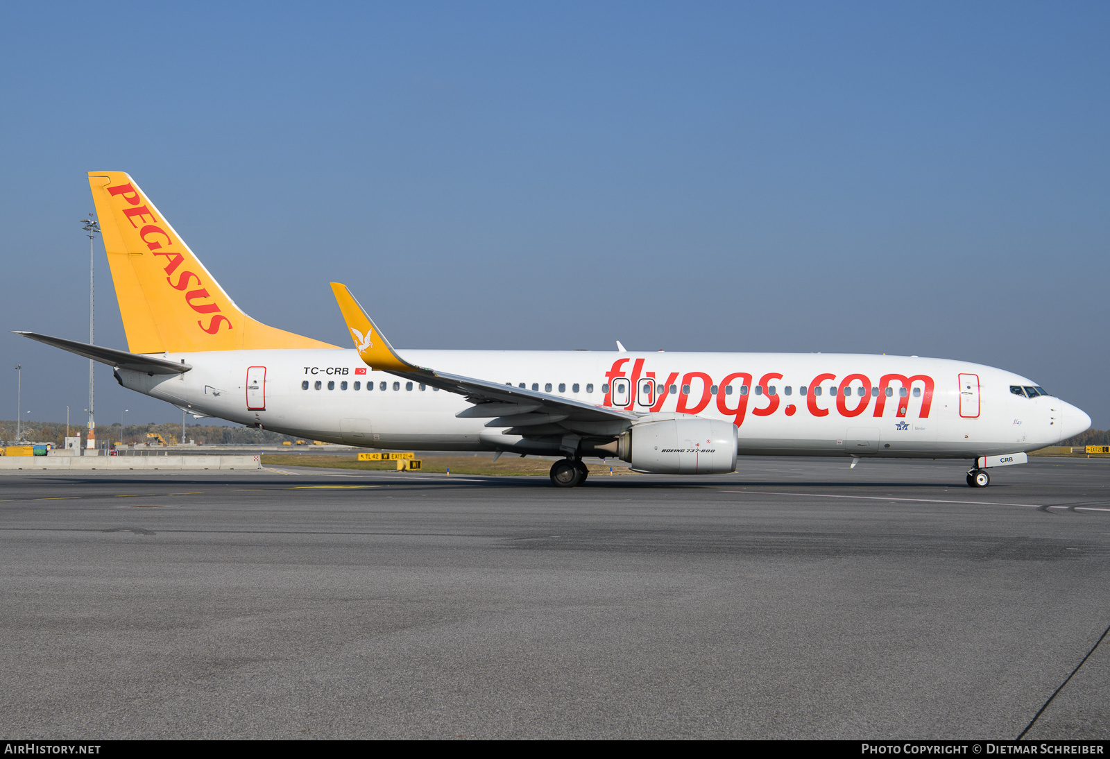 Aircraft Photo of TC-CRB | Boeing 737-8AL | Pegasus Airlines | AirHistory.net #842721