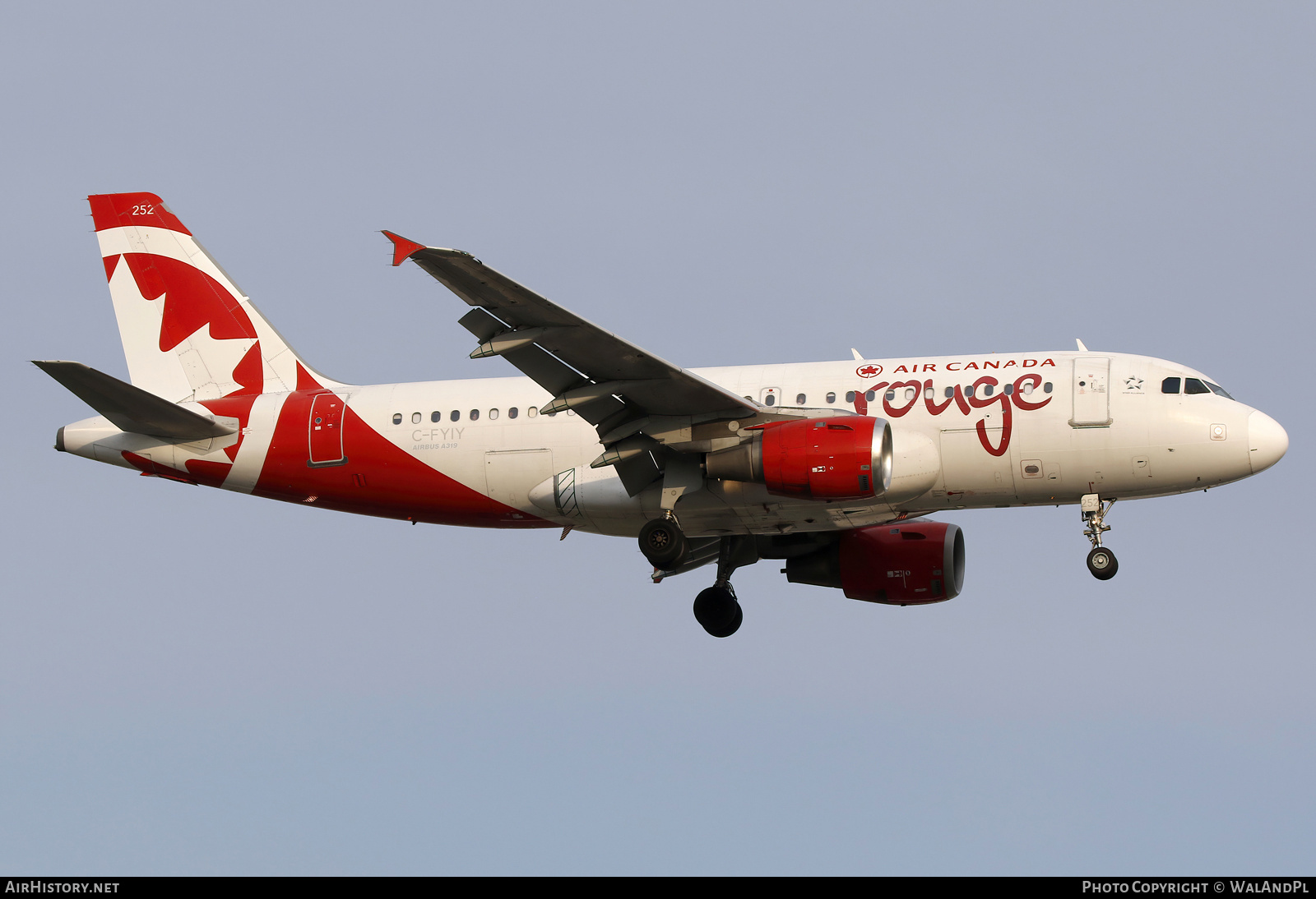 Aircraft Photo of C-FYIY | Airbus A319-114 | Air Canada Rouge | AirHistory.net #842727