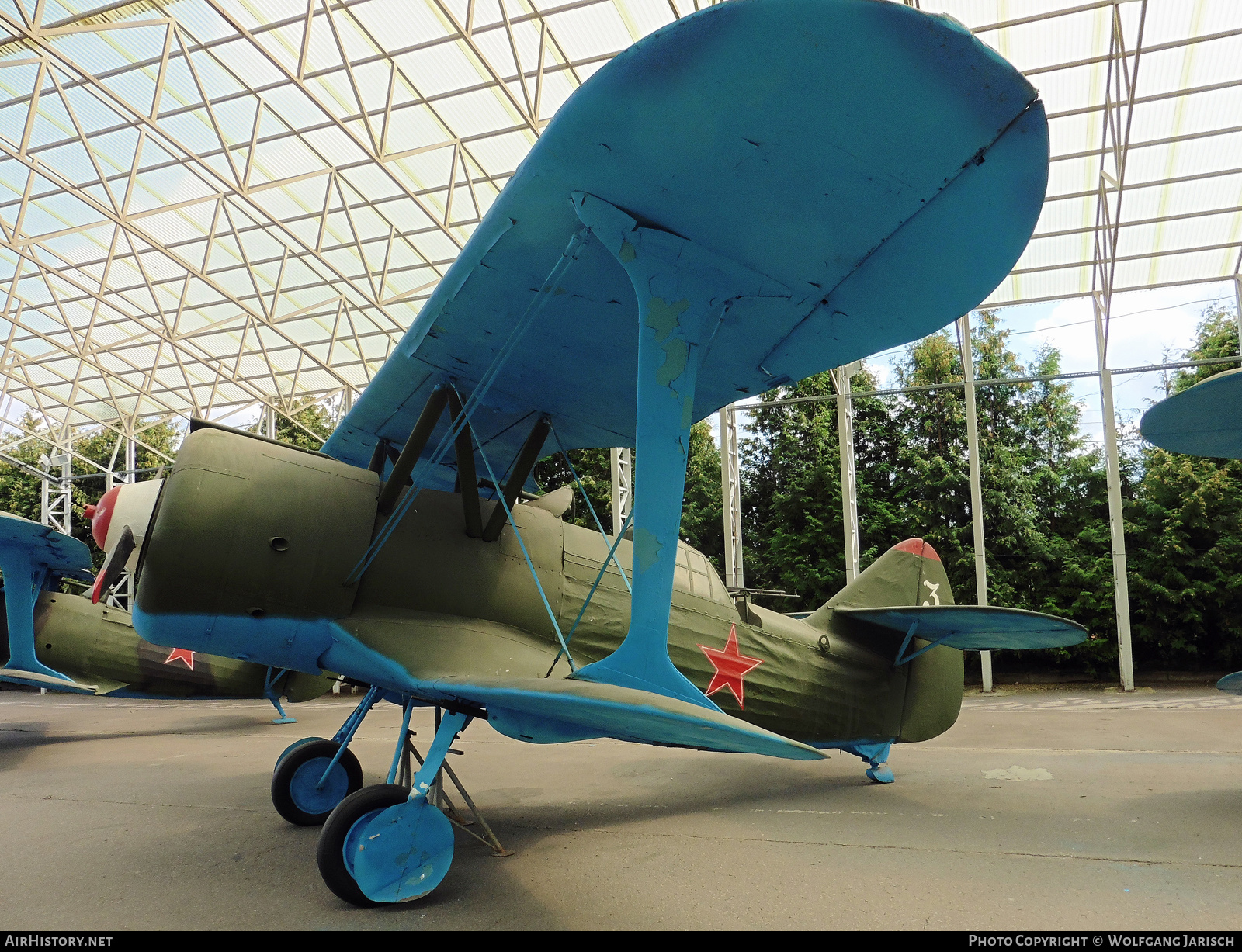 Aircraft Photo of 3 white | Kochyerigin DI-6 (replica) | Soviet Union - Air Force | AirHistory.net #842773