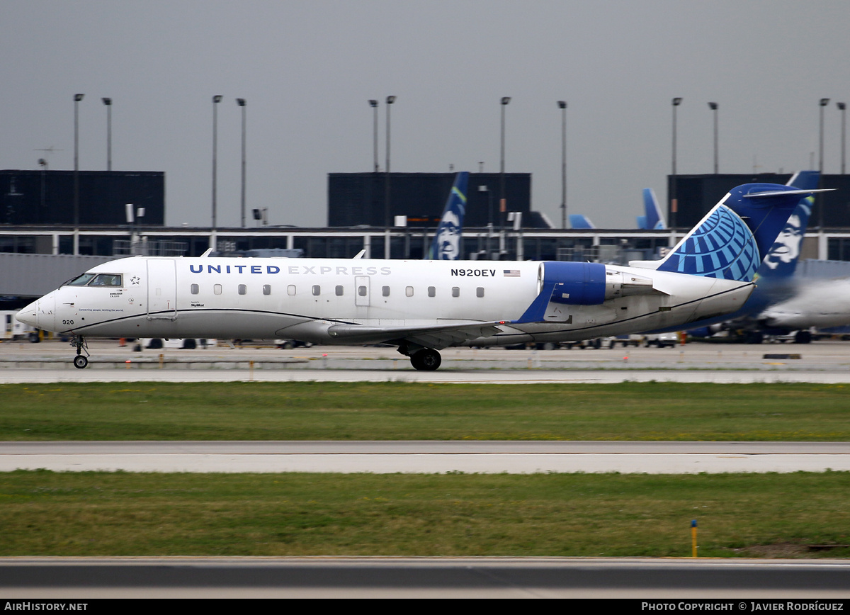 Aircraft Photo of N920EV | Bombardier CRJ-200ER (CL-600-2B19) | United Express | AirHistory.net #842787