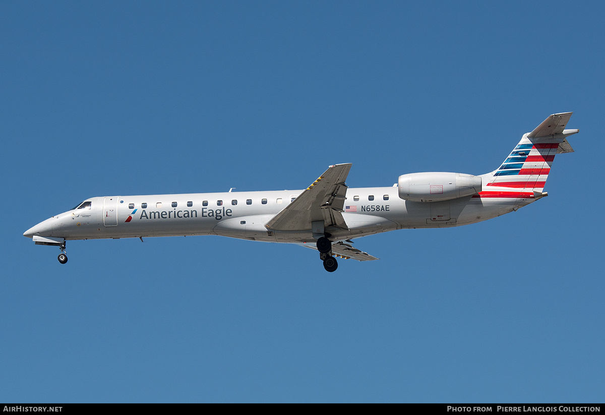 Aircraft Photo of N658AE | Embraer ERJ-145LR (EMB-145LR) | American Eagle | AirHistory.net #842948