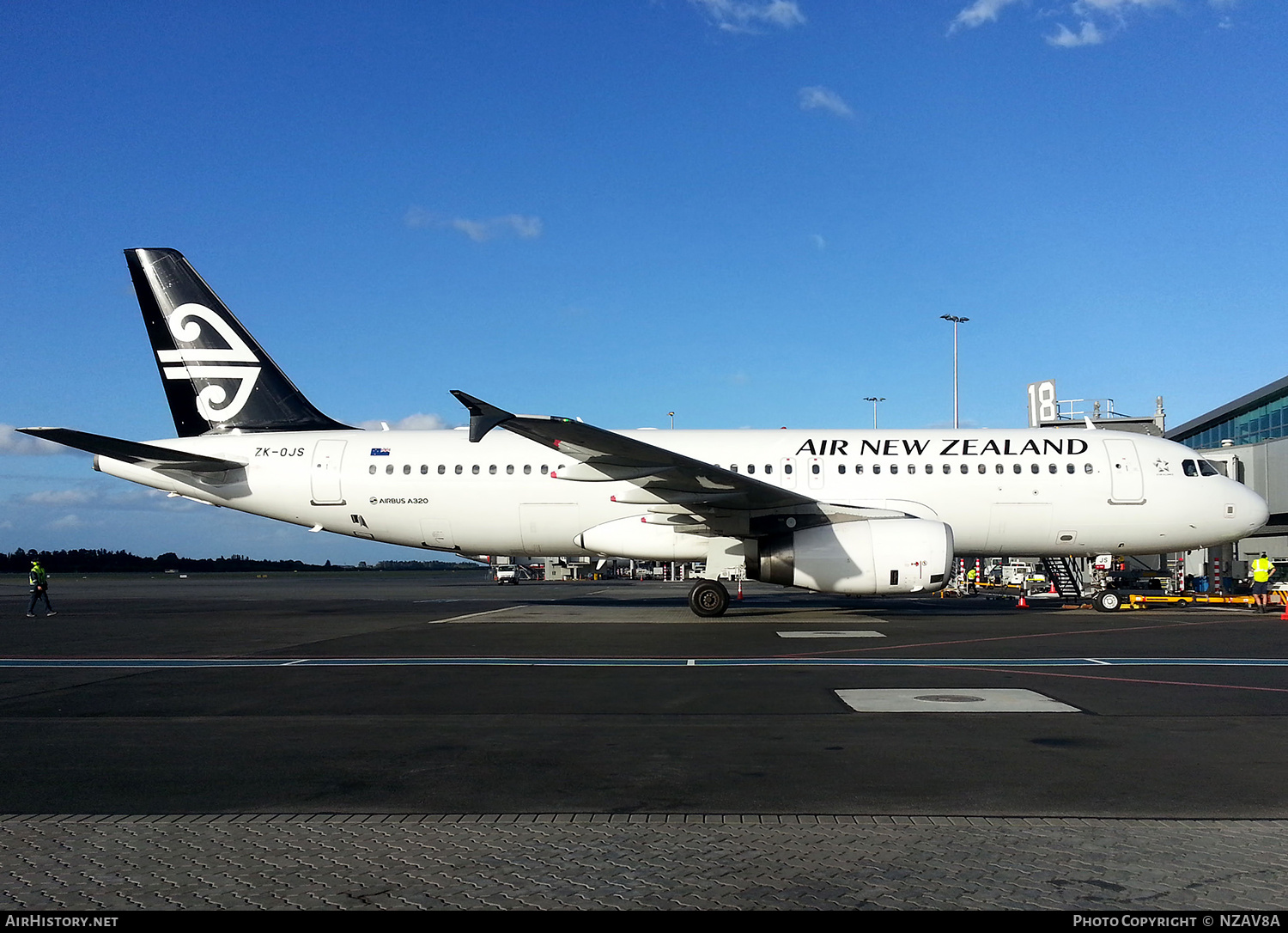 Aircraft Photo of ZK-OJS | Airbus A320-232 | Air New Zealand | AirHistory.net #843421