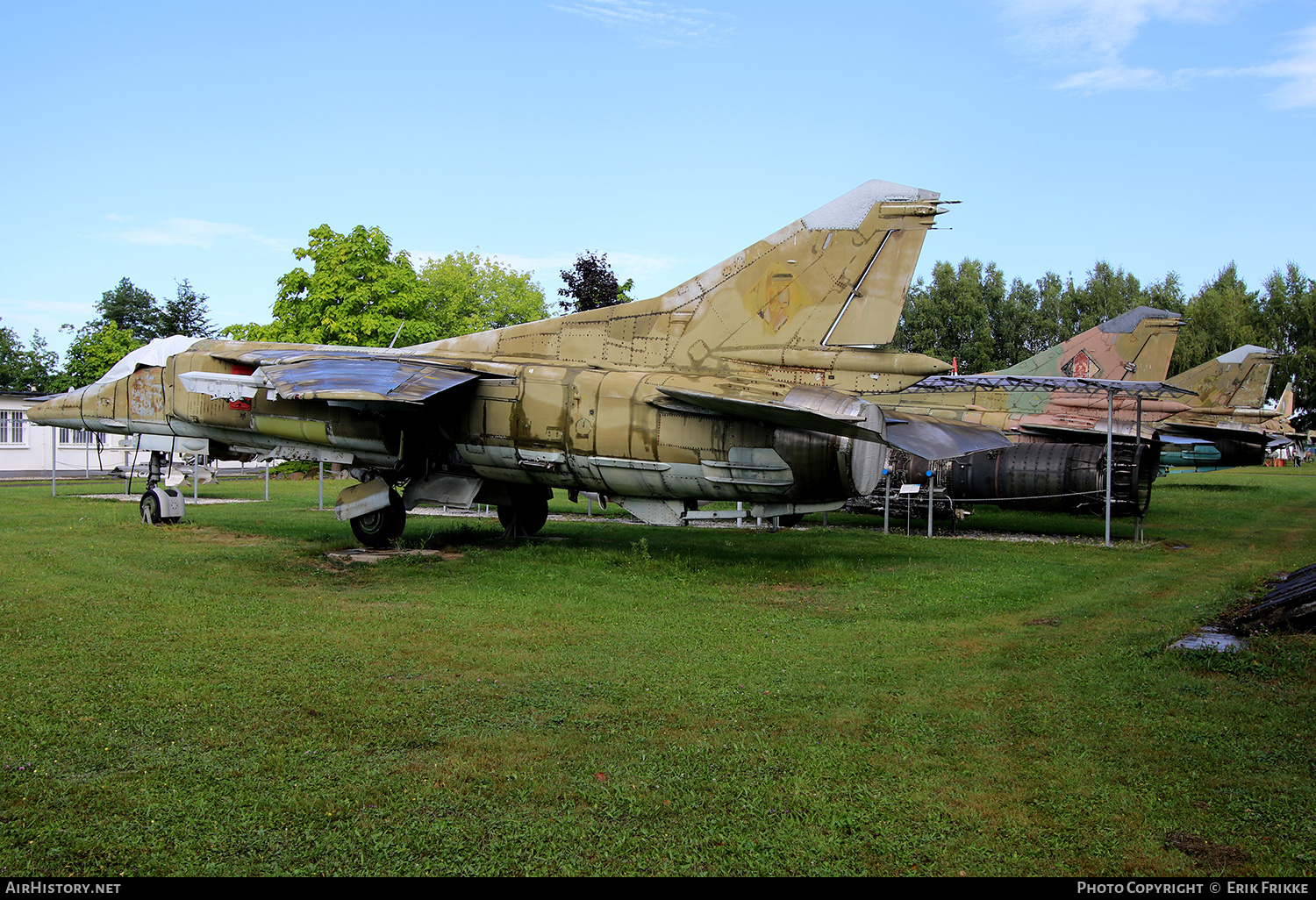Aircraft Photo of 696 | Mikoyan-Gurevich MiG-23BN | East Germany - Air Force | AirHistory.net #843540