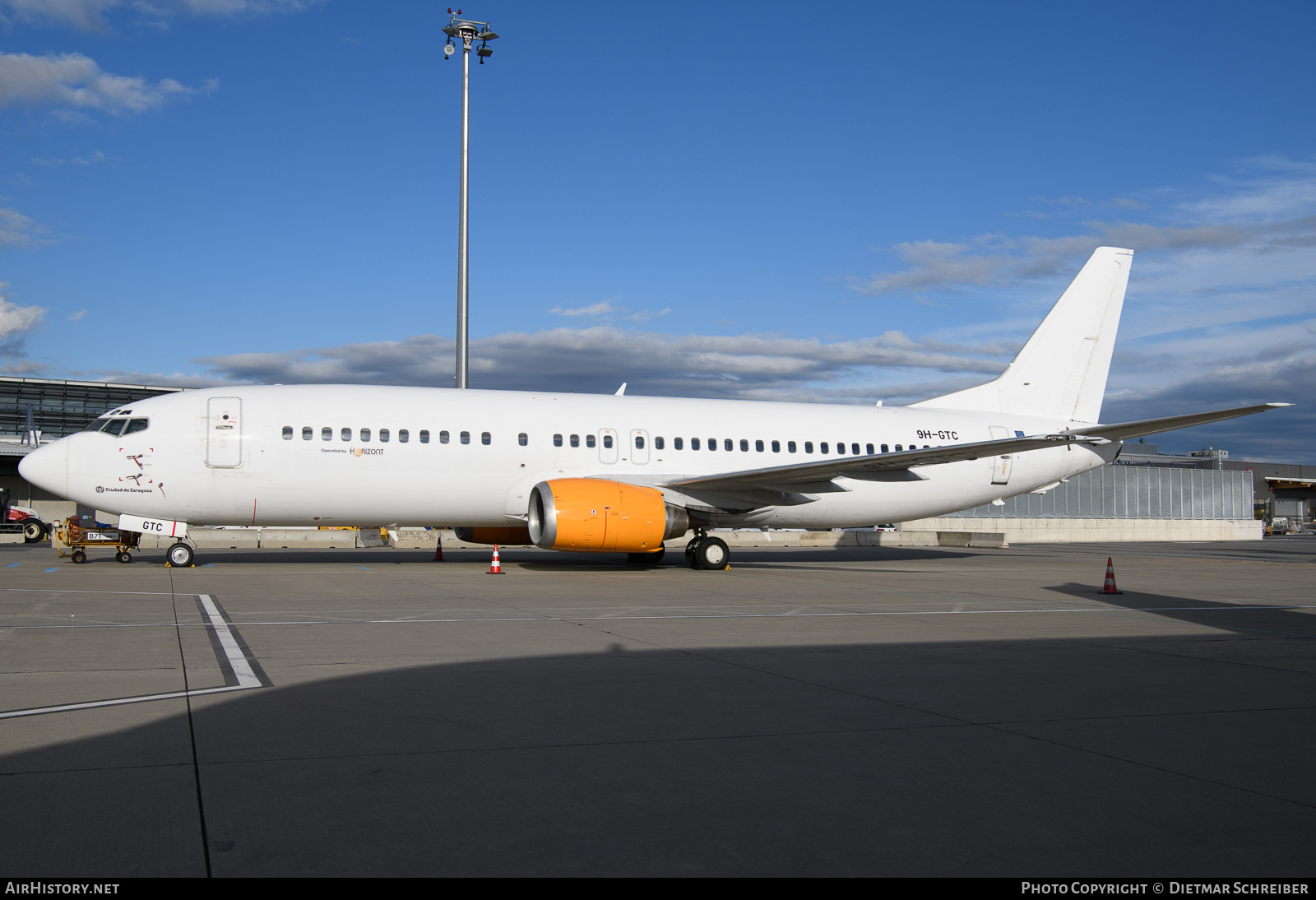 Aircraft Photo of 9H-GTC | Boeing 737-430 | Air Horizont | AirHistory.net #843576