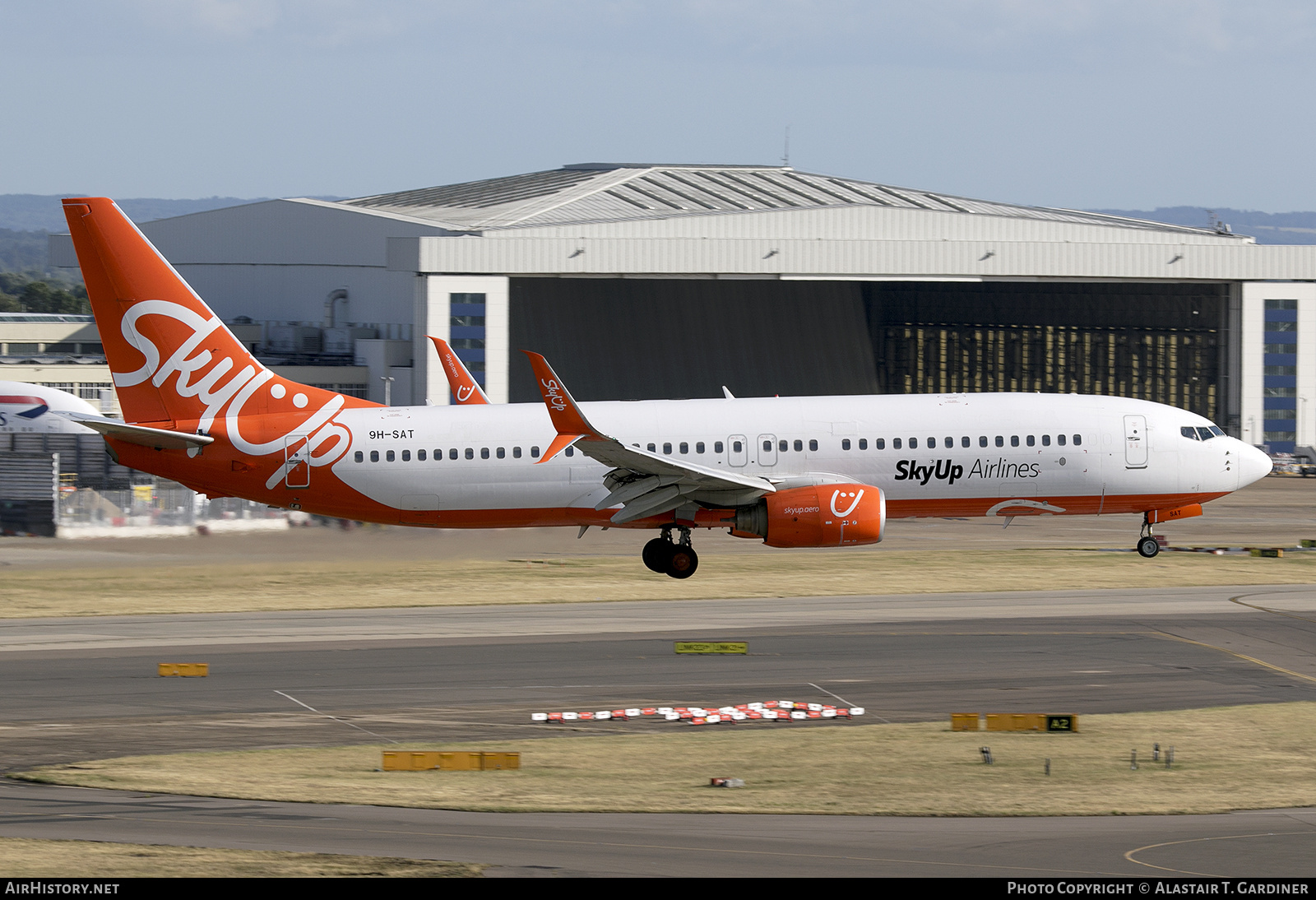 Aircraft Photo of 9H-SAT | Boeing 737-8Q8 | SkyUp Airlines | AirHistory.net #843599