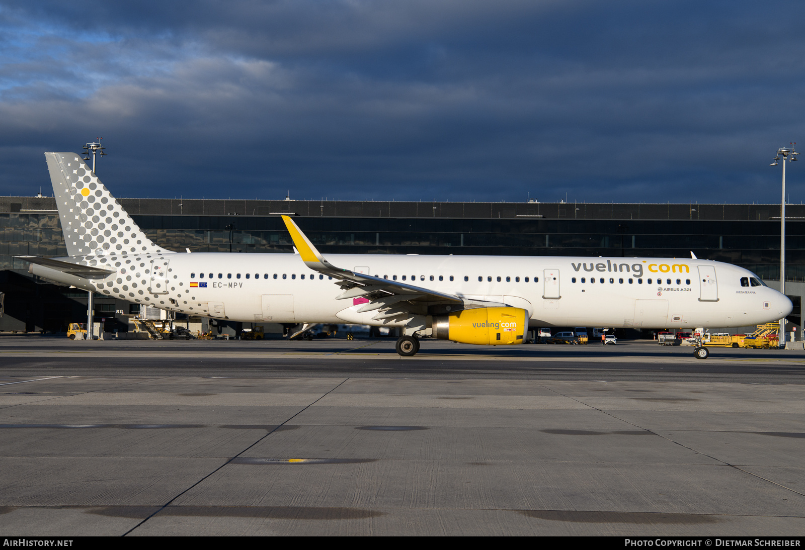 Aircraft Photo of EC-MPV | Airbus A321-231 | Vueling Airlines | AirHistory.net #843626
