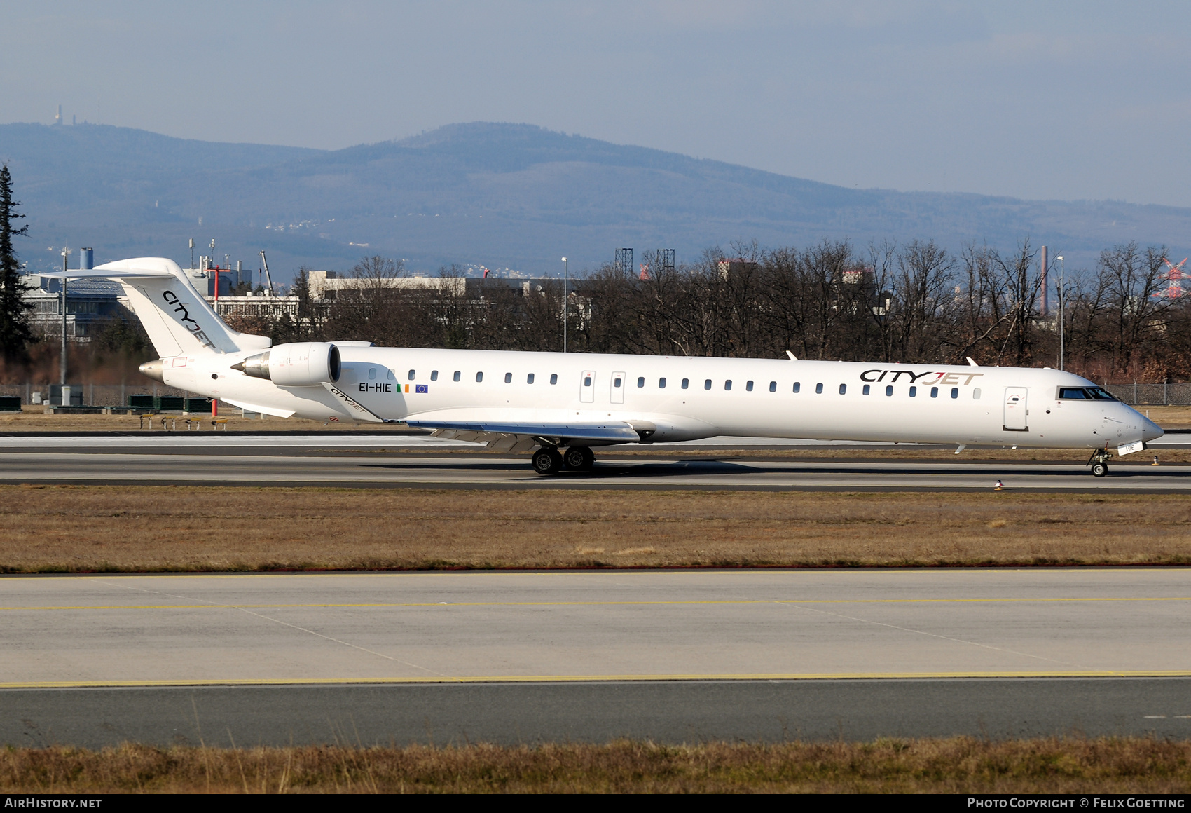 Aircraft Photo of EI-HIE | Bombardier CRJ-1000EL NG (CL-600-2E25) | CityJet | AirHistory.net #843636