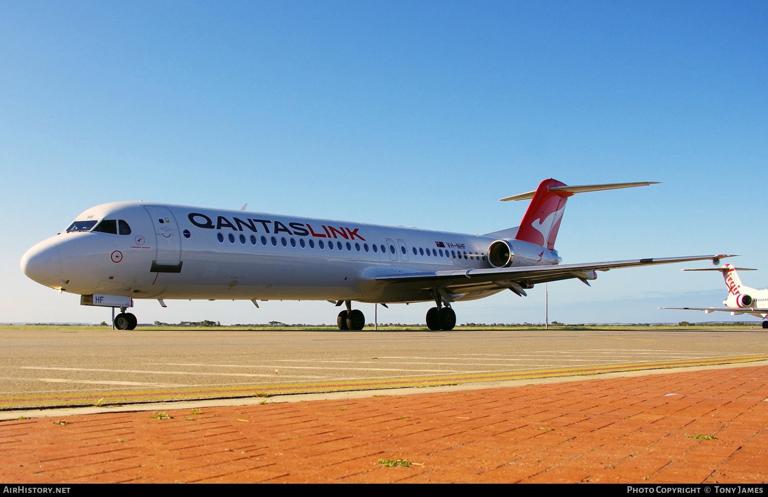 Aircraft Photo of VH-NHF | Fokker 100 (F28-0100) | QantasLink | AirHistory.net #843729