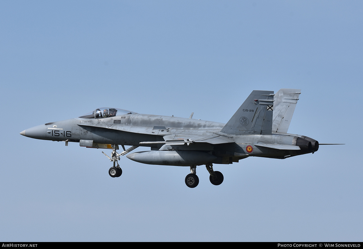 Aircraft Photo of C.15-29 | McDonnell Douglas EF-18M Hornet | Spain - Air Force | AirHistory.net #843756