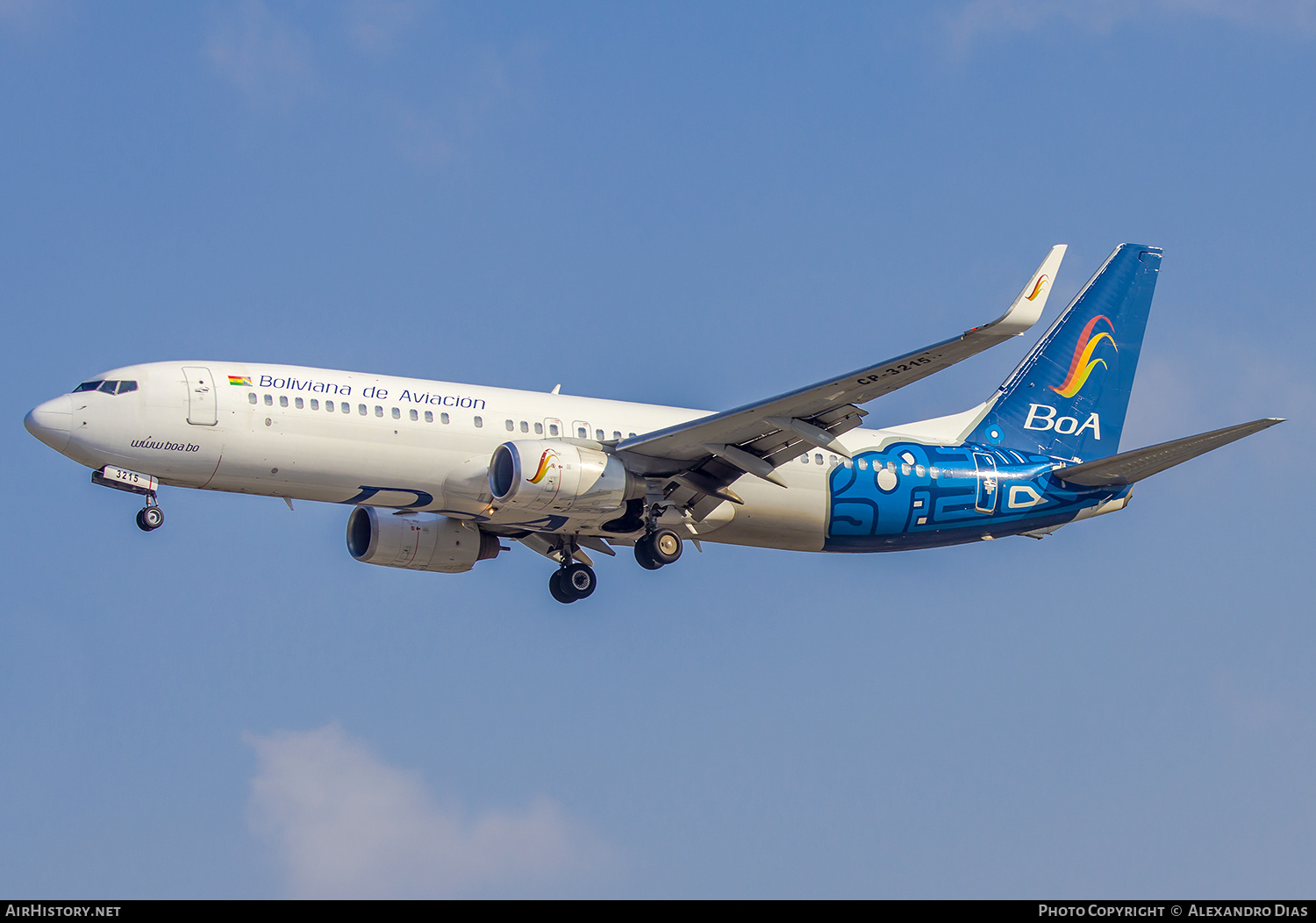 Aircraft Photo of CP-3215 | Boeing 737-86N | Boliviana de Aviación - BoA | AirHistory.net #843799