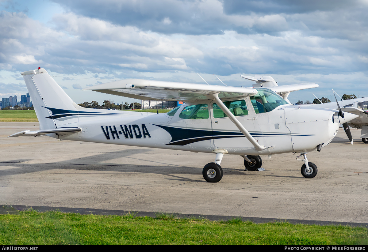 Aircraft Photo of VH-WDA | Cessna 172N Skyhawk | InterAir | AirHistory.net #843802