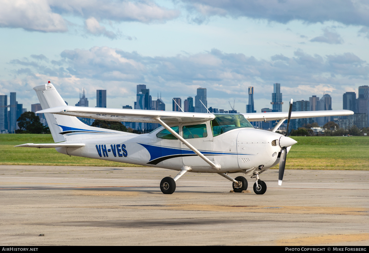 Aircraft Photo of VH-VES | Cessna 182P Skylane | AirHistory.net #843808