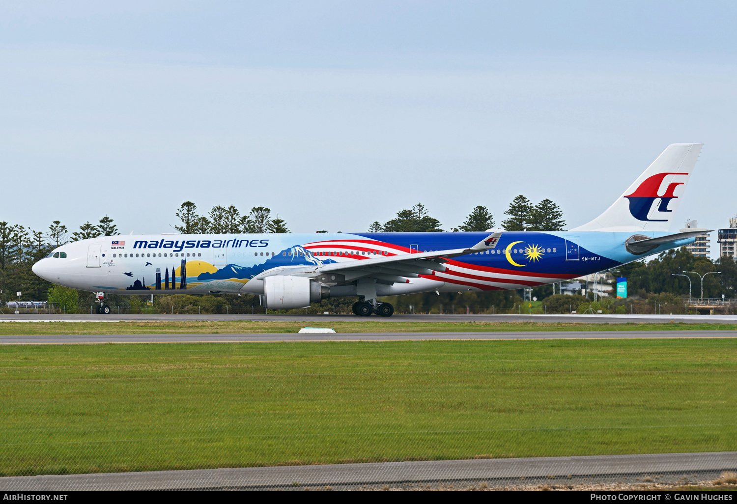 Aircraft Photo of 9M-MTJ | Airbus A330-323E | Malaysia Airlines | AirHistory.net #843982