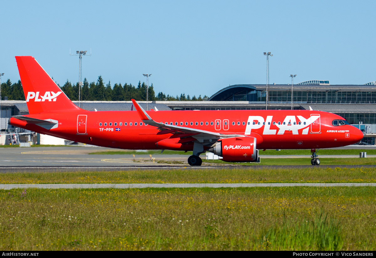 Aircraft Photo of TF-PPB | Airbus A320-251N | Play | AirHistory.net #843991