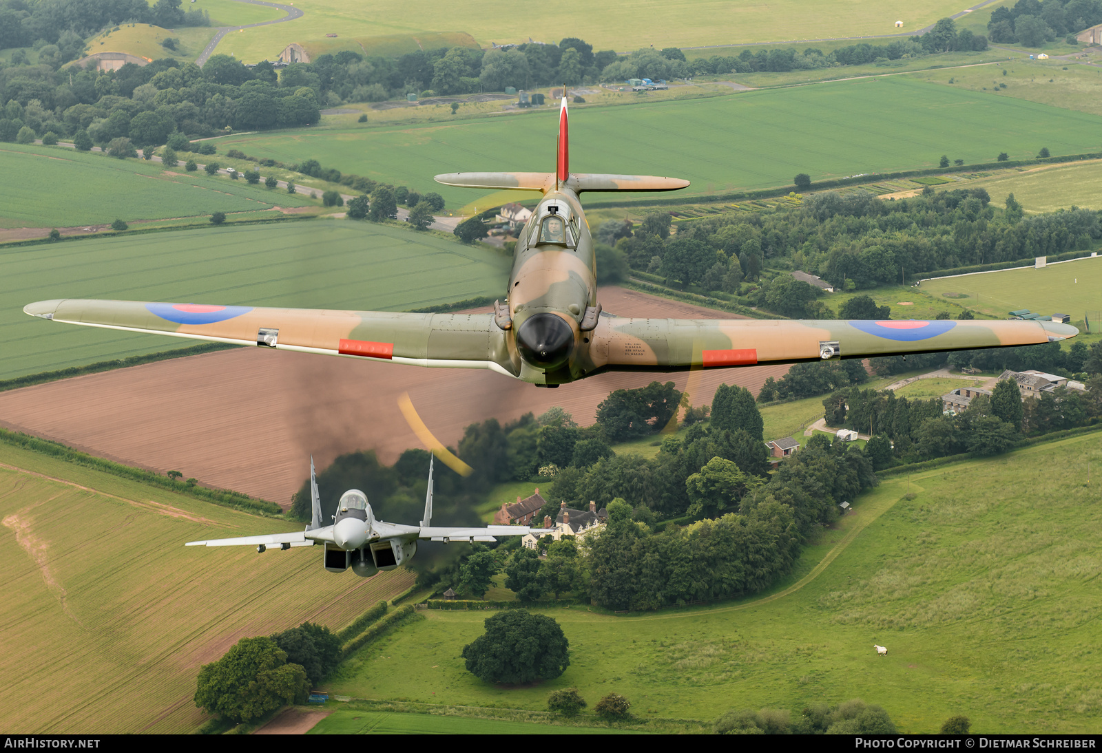 Aircraft Photo of G-ROBT / P2902 | Hawker Hurricane Mk1 | UK - Air Force | AirHistory.net #844100