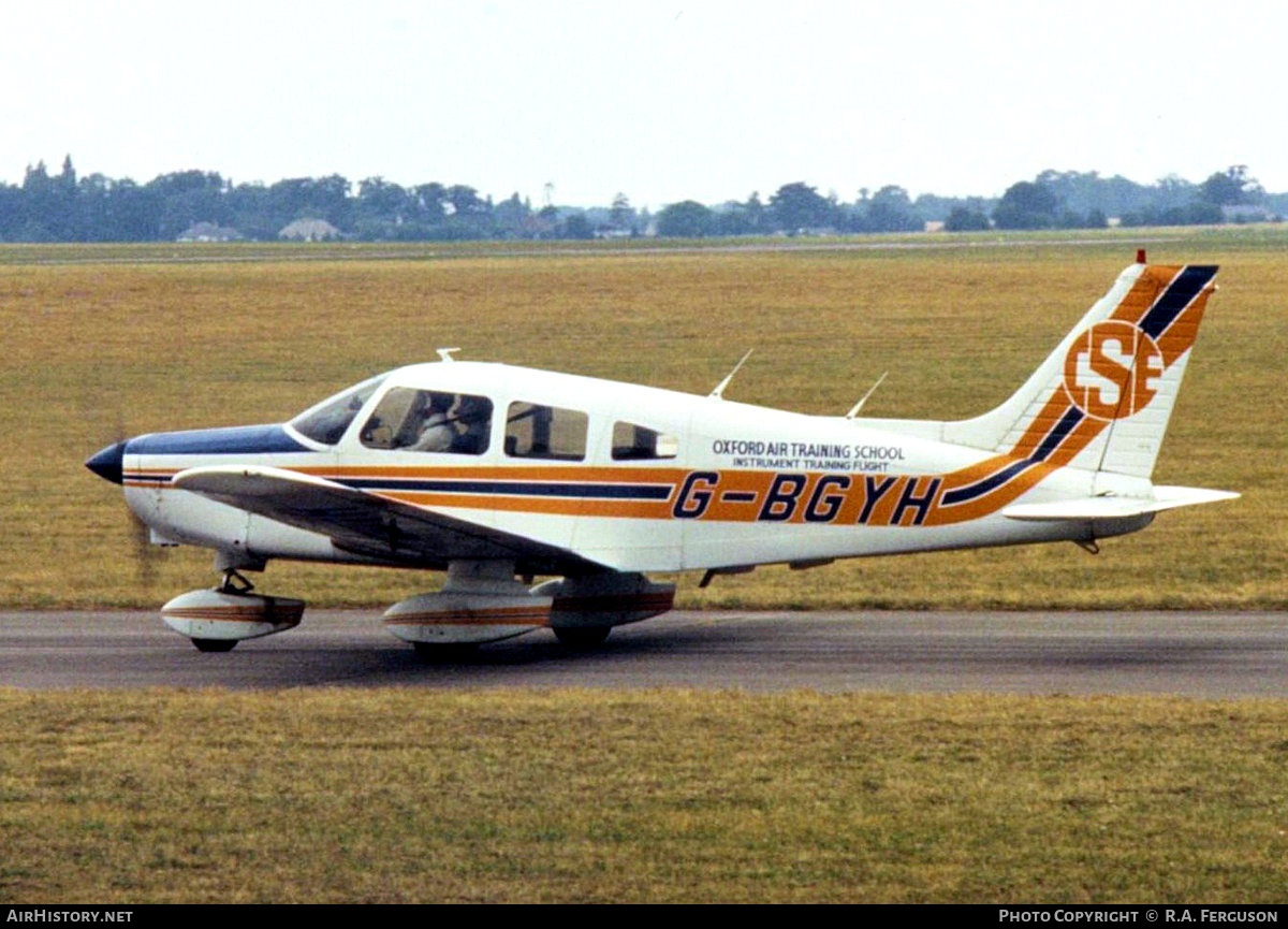 Aircraft Photo of G-BGYH | Piper PA-28-161 Warrior II | Oxford Air Training School | AirHistory.net #844259