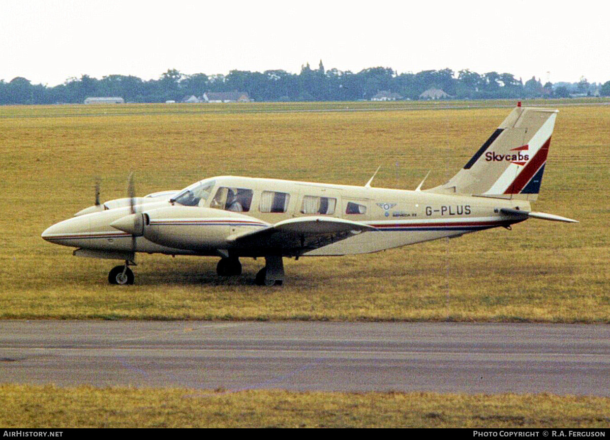Aircraft Photo of G-PLUS | Piper PA-34-200T Seneca II | SkyCabs | AirHistory.net #844276