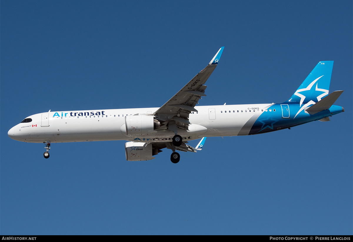 Aircraft Photo of C-GOKG | Airbus A321-271NX | Air Transat | AirHistory.net #844305