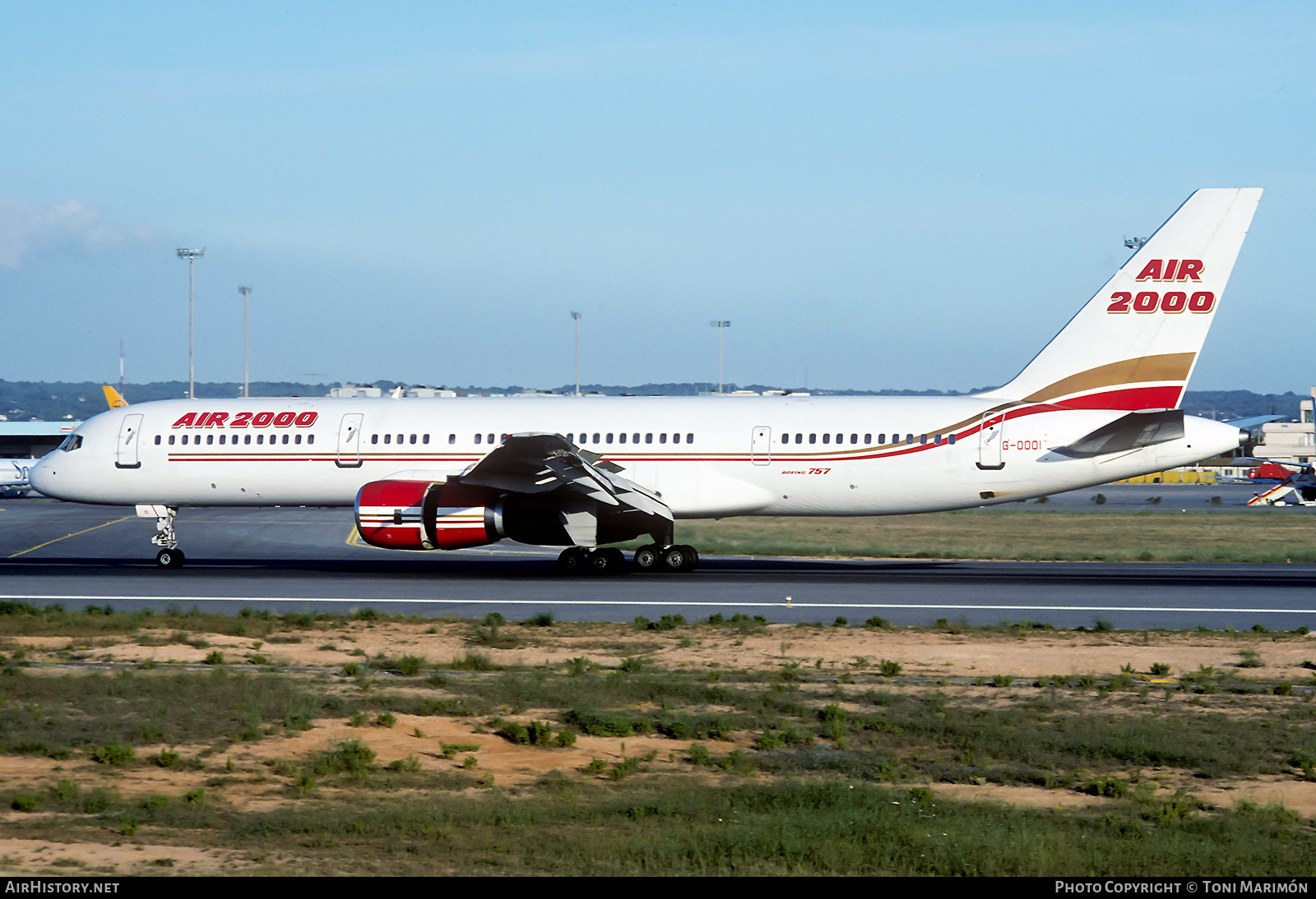 Aircraft Photo of G-OOOI | Boeing 757-23A | Air 2000 | AirHistory.net #844351