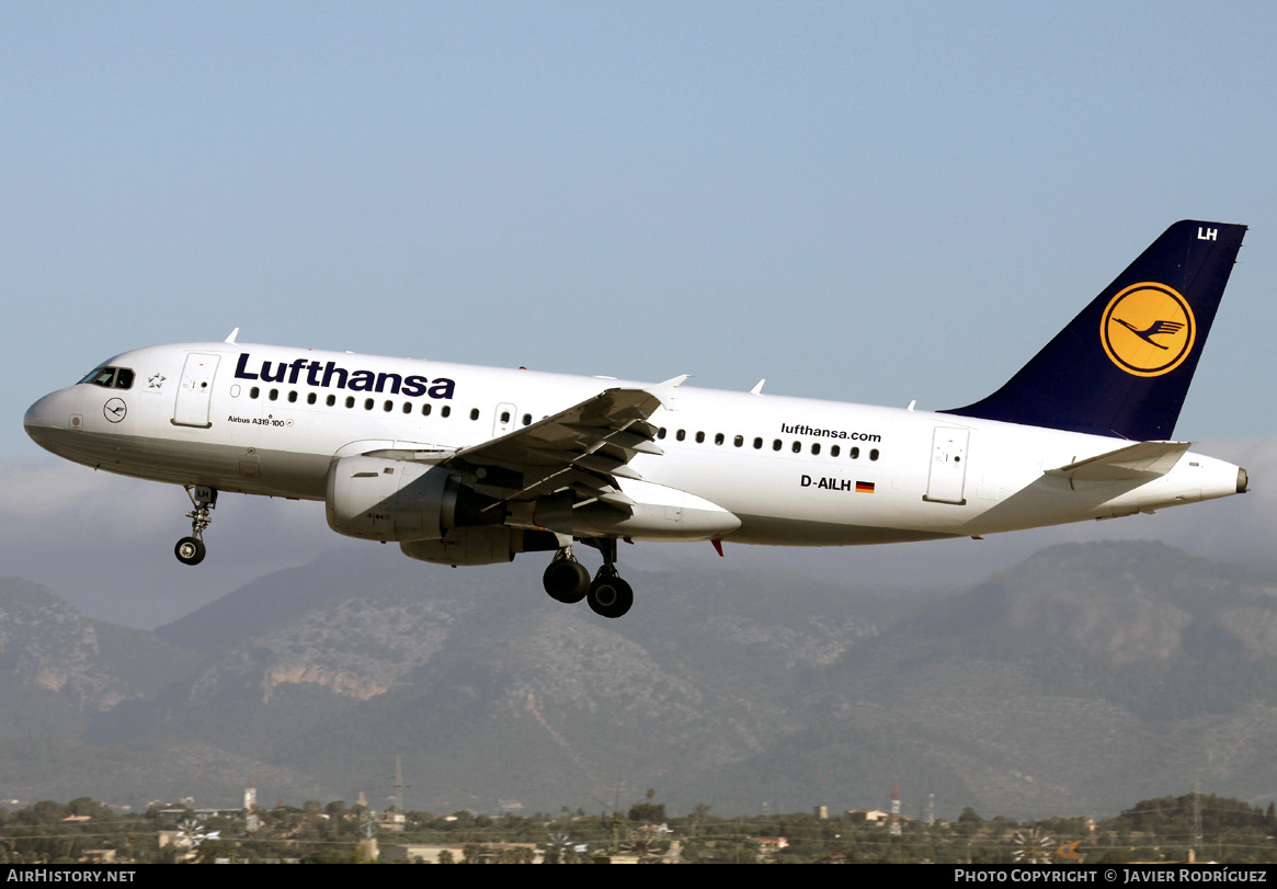 Aircraft Photo of D-AILH | Airbus A319-114 | Lufthansa | AirHistory.net #844375