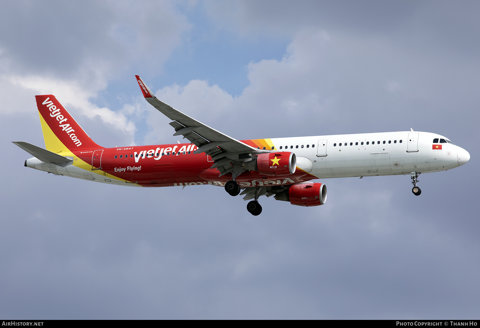 Aircraft Photo of VN-A647 | Airbus A321-211 | VietJet Air | AirHistory.net #844376