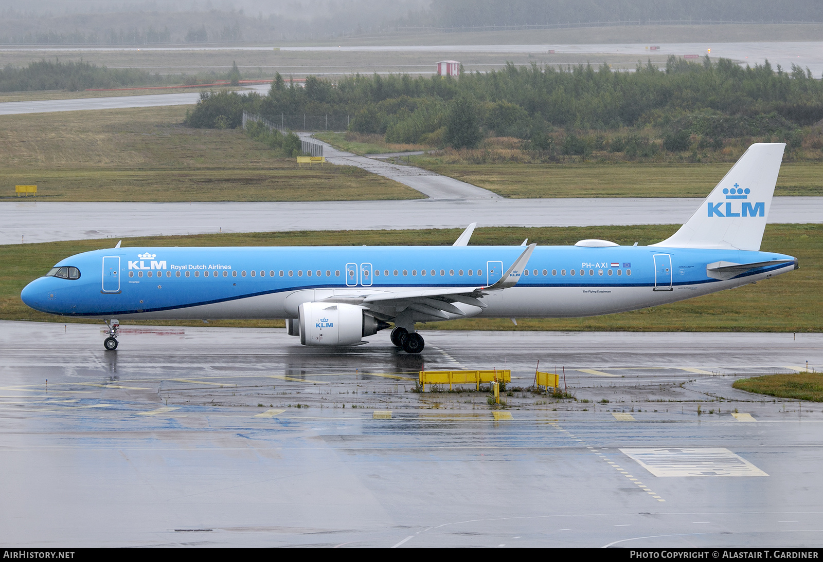 Aircraft Photo of PH-AXI | Airbus A321-252NX | KLM - Royal Dutch Airlines | AirHistory.net #844399