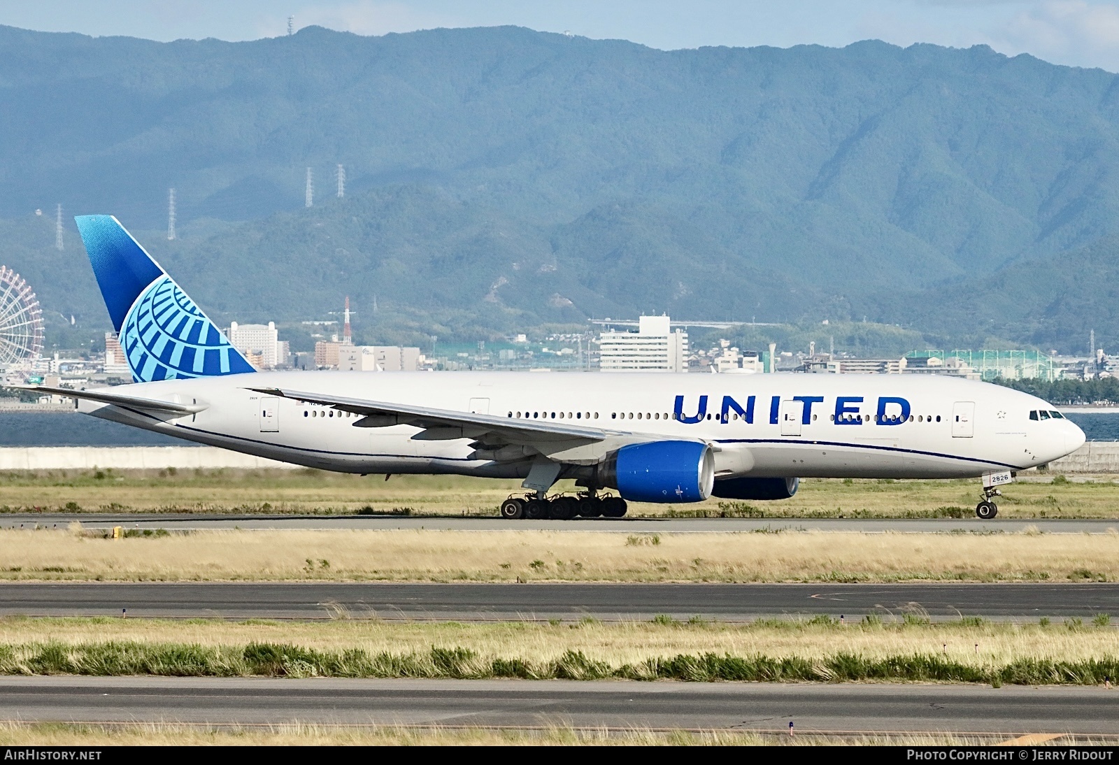 Aircraft Photo of N226UA | Boeing 777-222/ER | United Airlines | AirHistory.net #844443