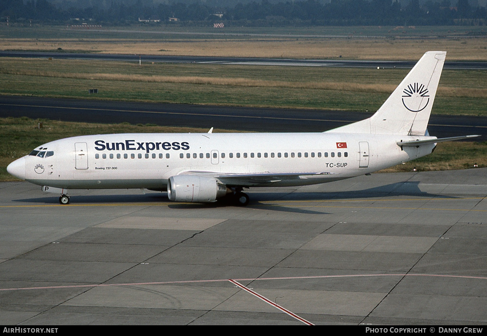 Aircraft Photo of TC-SUP | Boeing 737-3Y0 | SunExpress | AirHistory.net #844477