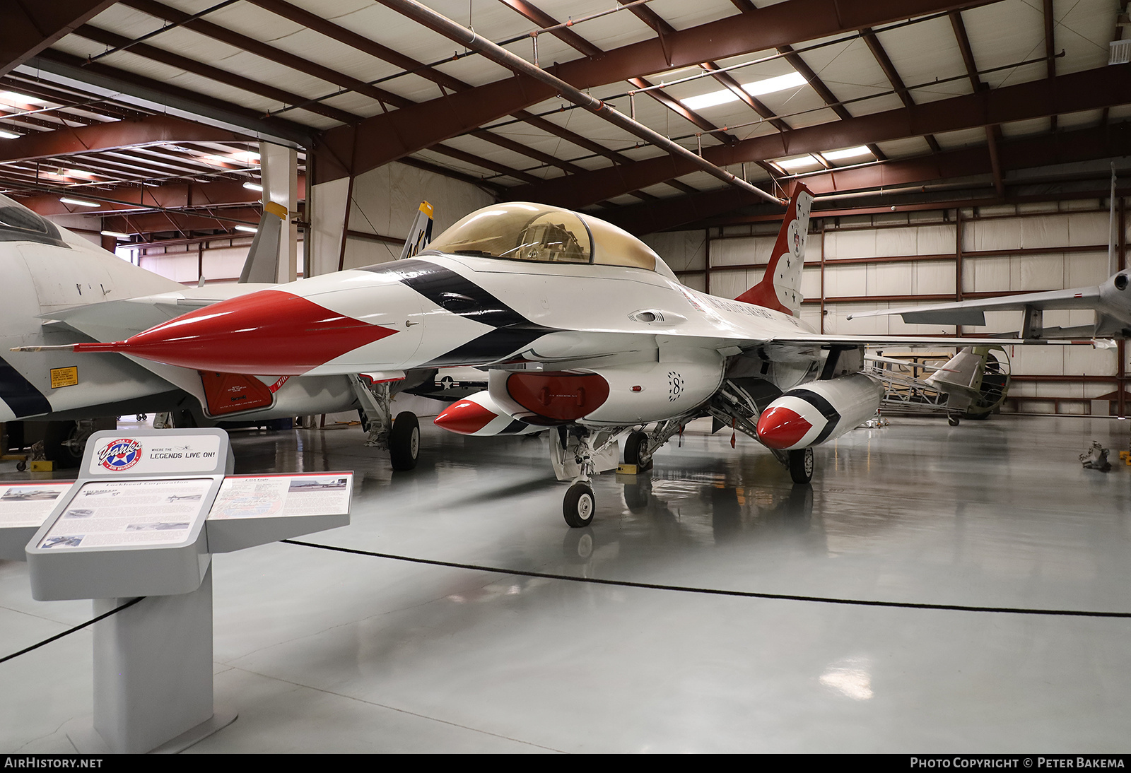 Aircraft Photo of 80-0633 | General Dynamics F-16B Fighting Falcon | USA - Air Force | AirHistory.net #844525