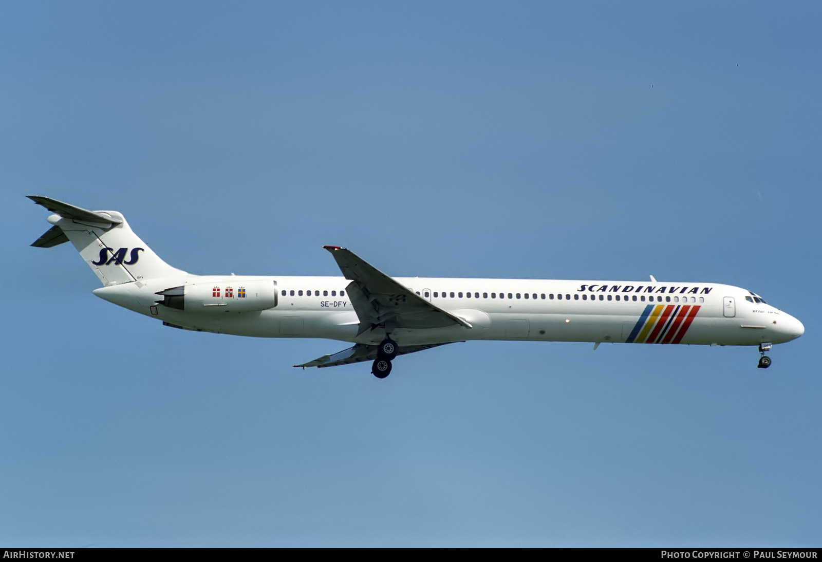 Aircraft Photo of SE-DFY | McDonnell Douglas MD-81 (DC-9-81) | Scandinavian Airlines - SAS | AirHistory.net #844526