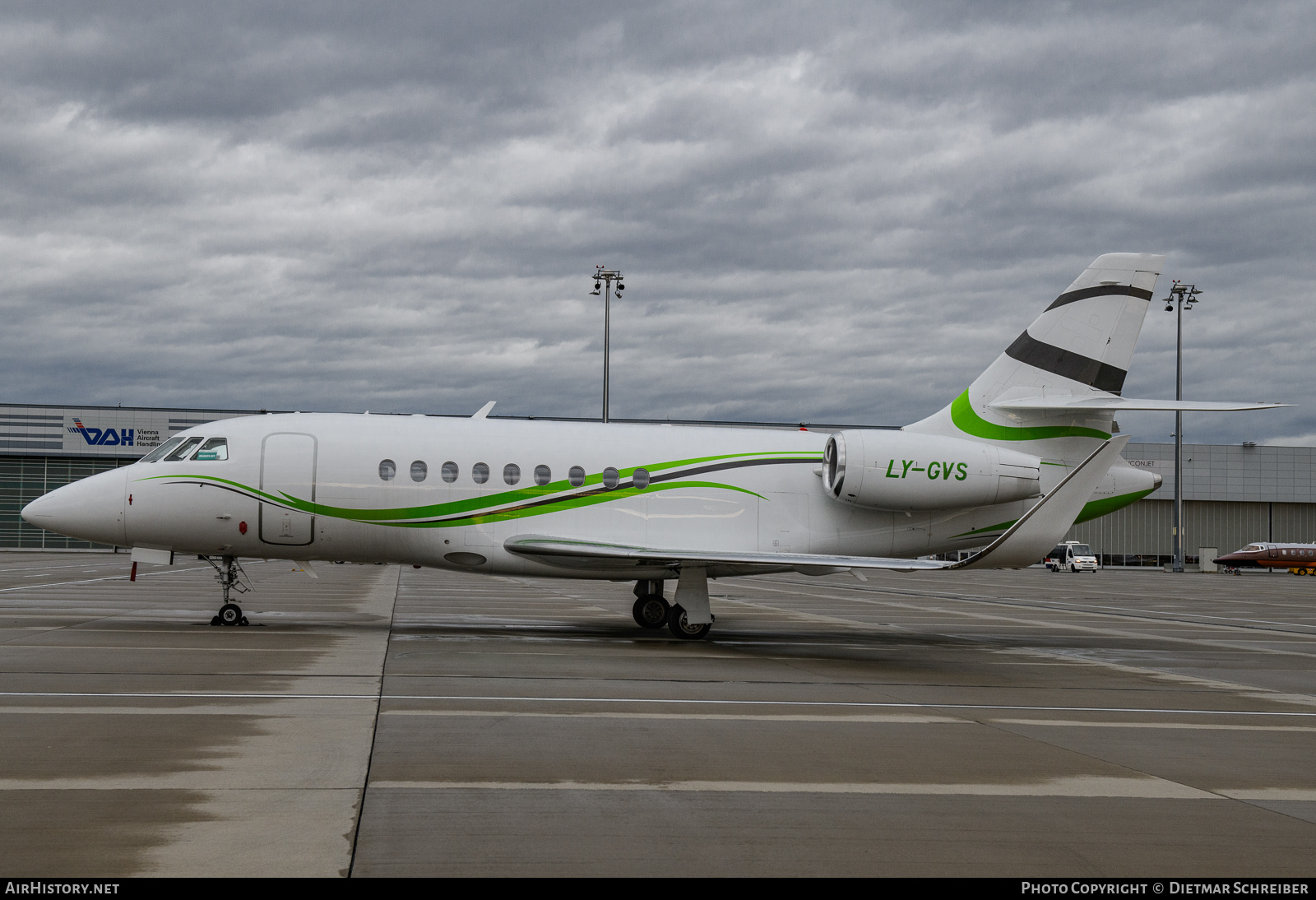 Aircraft Photo of LY-GVS | Dassault Falcon 2000S | AirHistory.net #844614