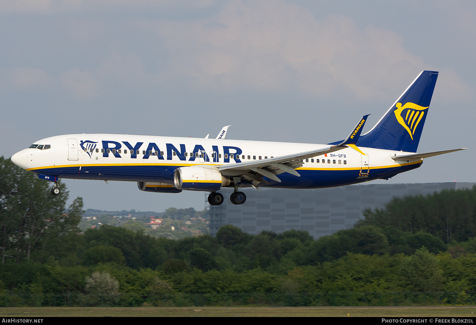 Aircraft Photo of 9H-QFB | Boeing 737-8AS | Ryanair | AirHistory.net #844765