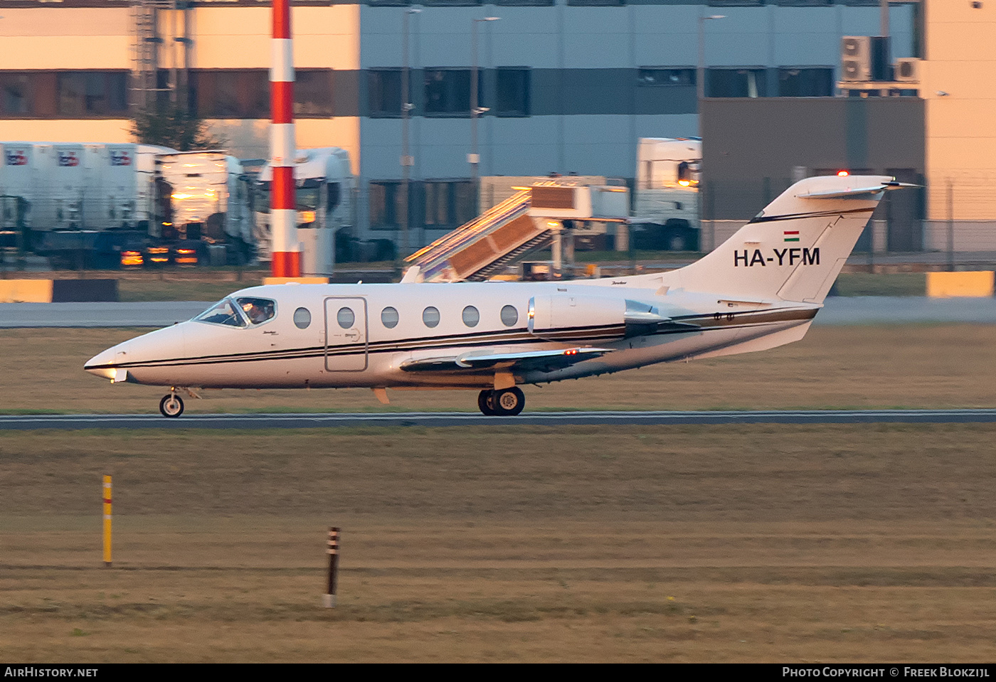 Aircraft Photo of HA-YFM | Hawker Beechcraft 400XP | AirHistory.net #844892