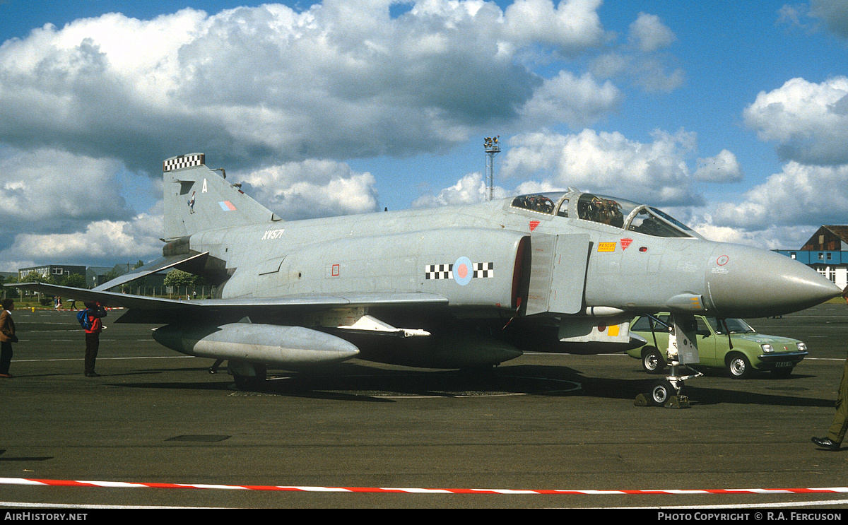 Aircraft Photo of XV571 | McDonnell Douglas F-4K Phantom FG1 | UK - Air Force | AirHistory.net #844947