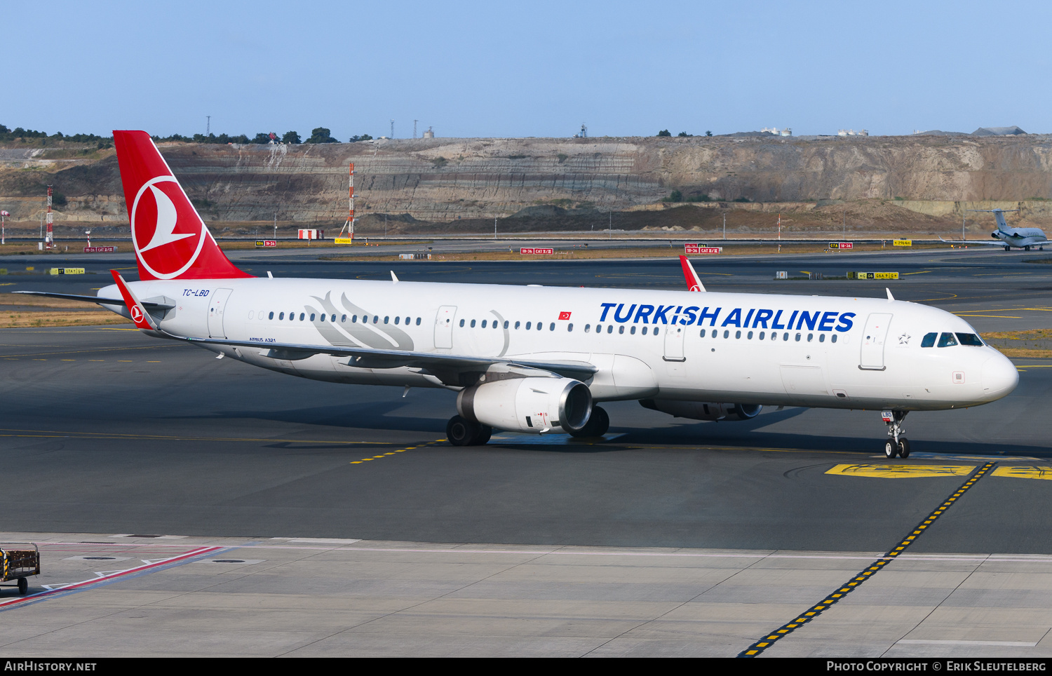 Aircraft Photo of TC-LBD | Airbus A321-231 | THY Türk Hava Yolları - Turkish Airlines | AirHistory.net #844958