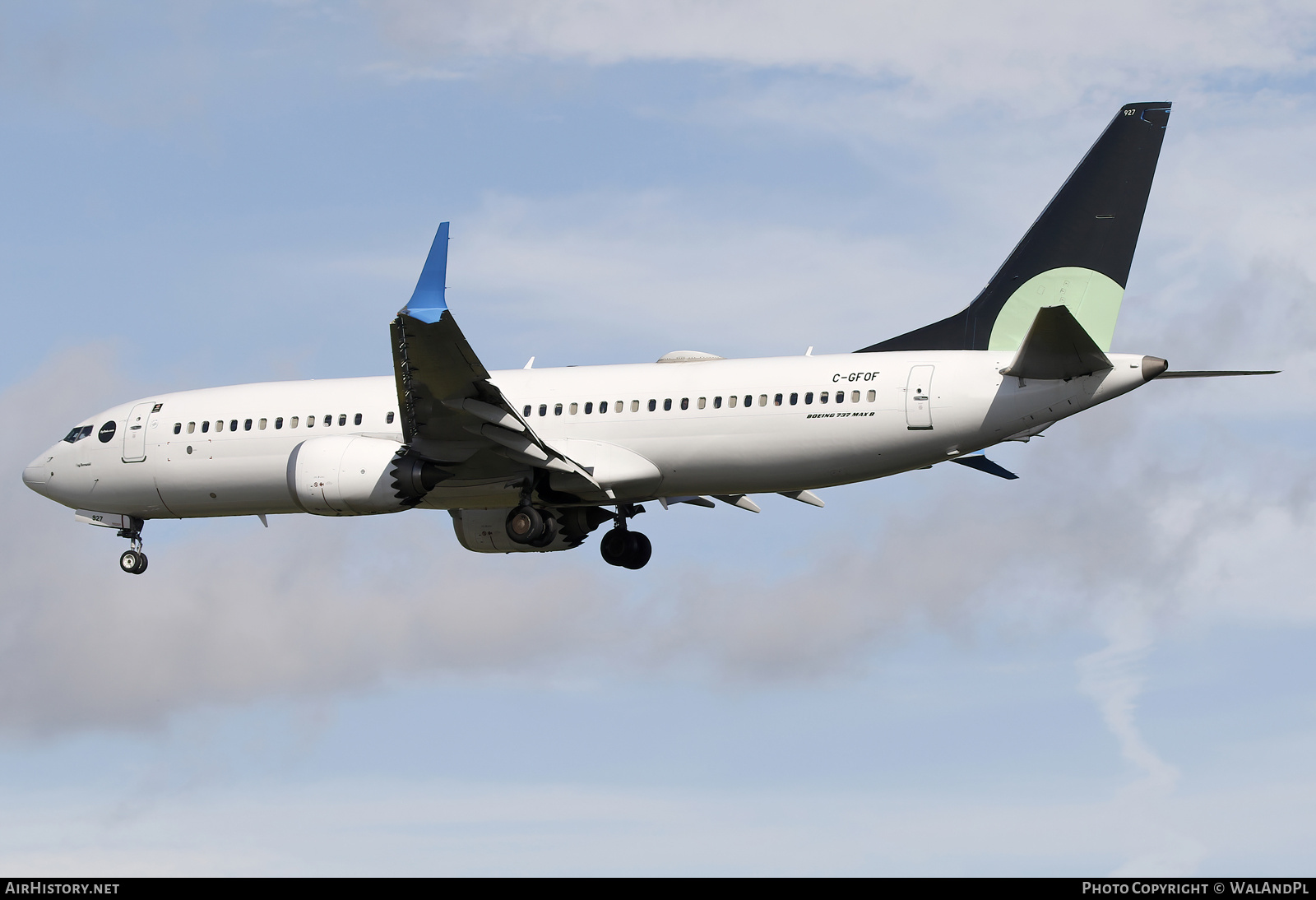 Aircraft Photo of C-GFOF | Boeing 737-8 Max 8 | Flair Airlines | AirHistory.net #844983