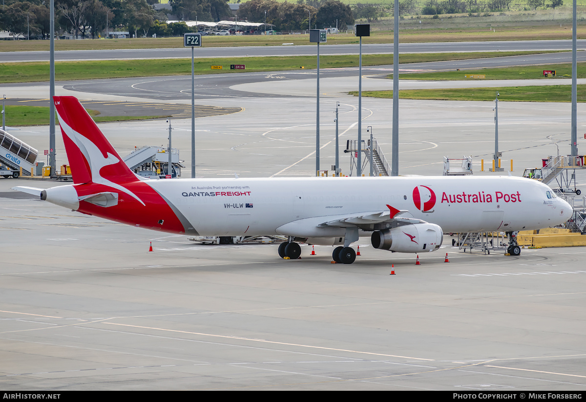 Aircraft Photo of VH-ULW | Airbus A321-231(PCF) | Australia Post | AirHistory.net #845025