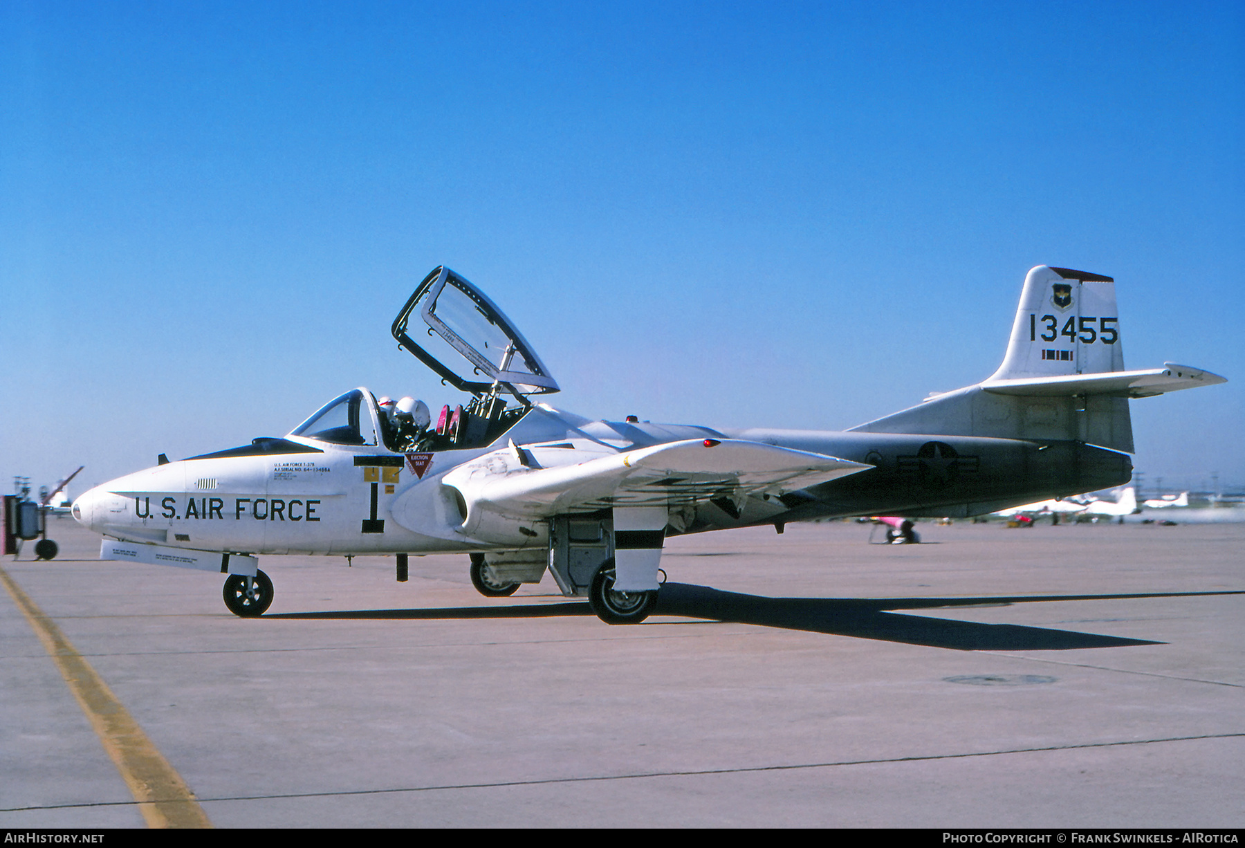 Aircraft Photo of 64-13455 / 13455 | Cessna T-37B Tweety Bird | USA - Air Force | AirHistory.net #845104