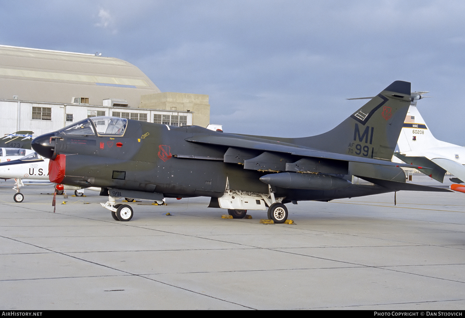 Aircraft Photo of 70-0991 / AF70-991 | LTV A-7D Corsair II | USA - Air Force | AirHistory.net #845108